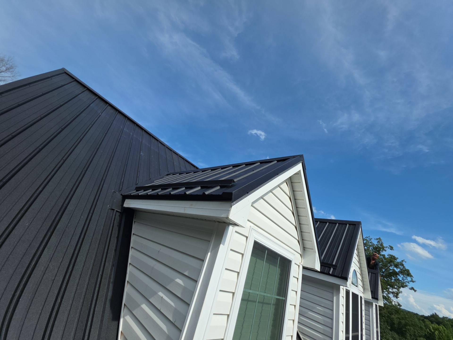 Wine Residence by Omnia Roofing