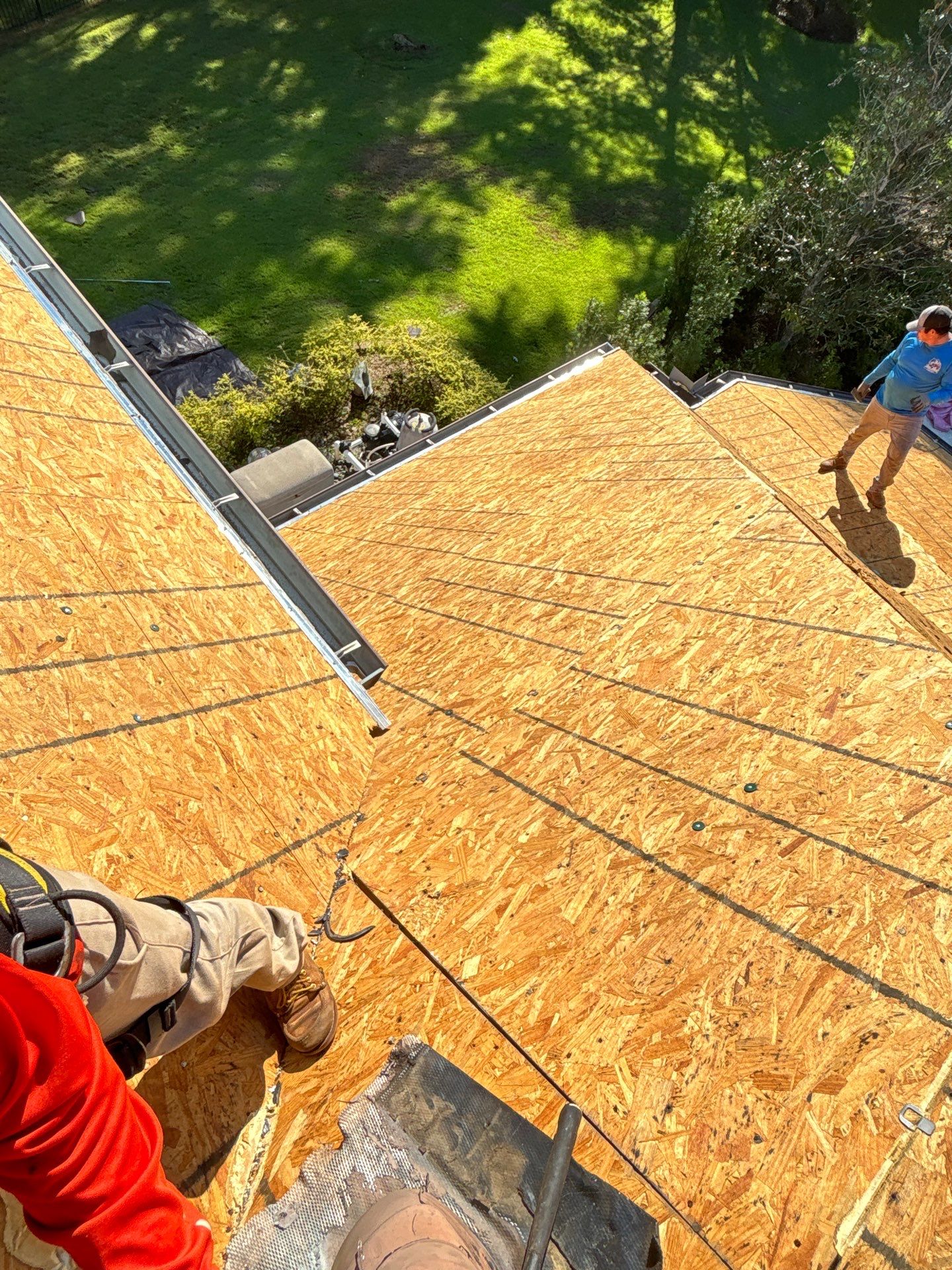 Residential Roofing Installation using Owen's Corning Duration (Lifetime) Shingles by Roof Repair Company
