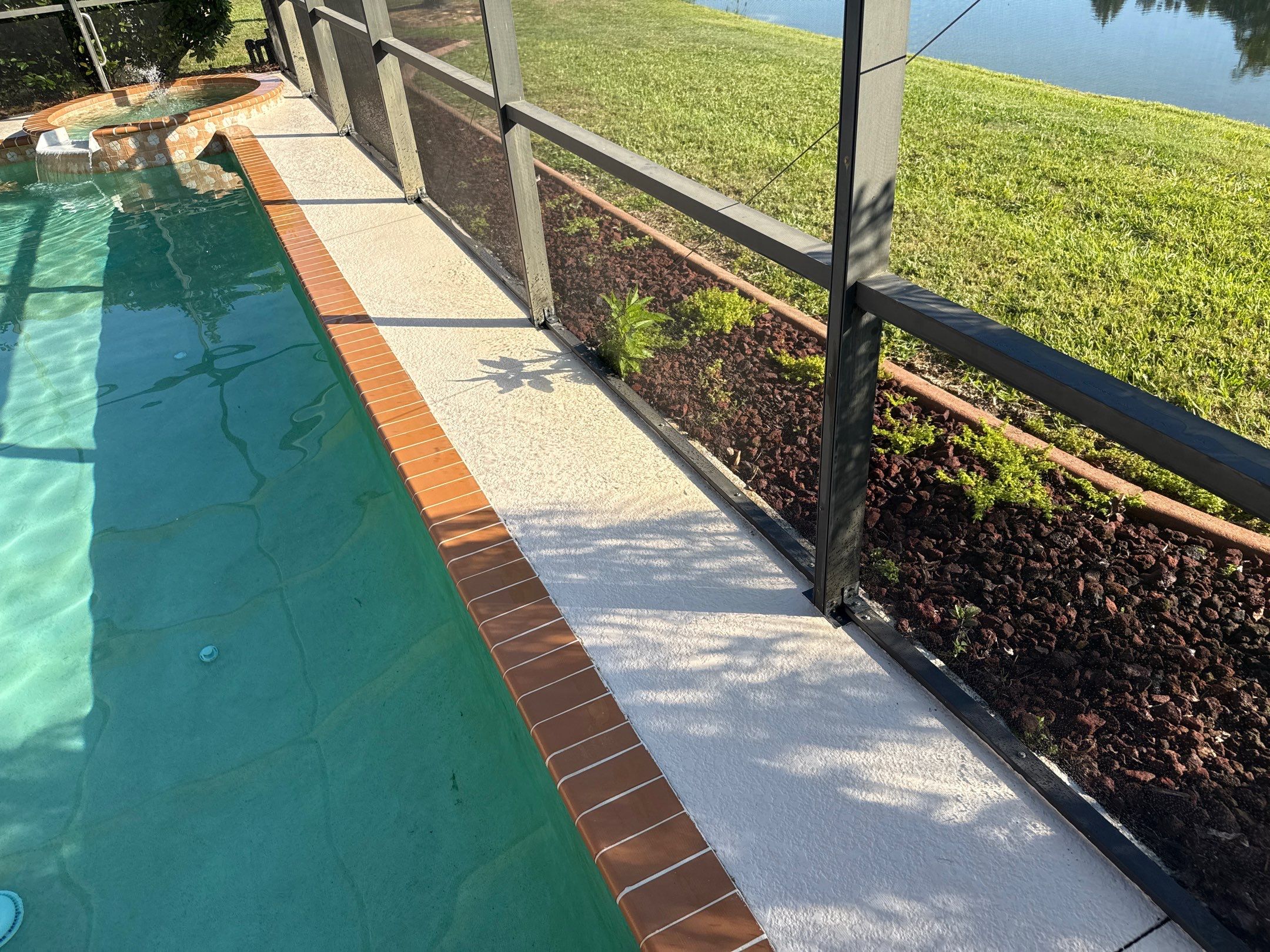 Driveway, Pool Deck & Lanai Cleaning – Heritage Harbour Golf Club, Bradenton, FL by Sunshine AquaWash