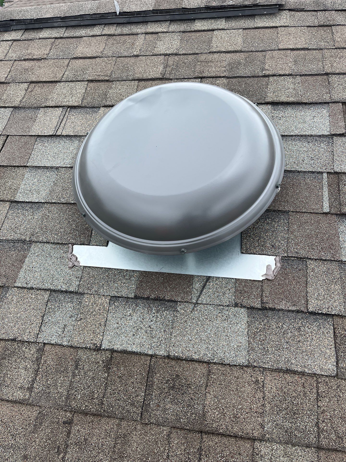 Hail Damage using Owen's Corning Duration (Lifetime) Shingles by Roof Repair Company