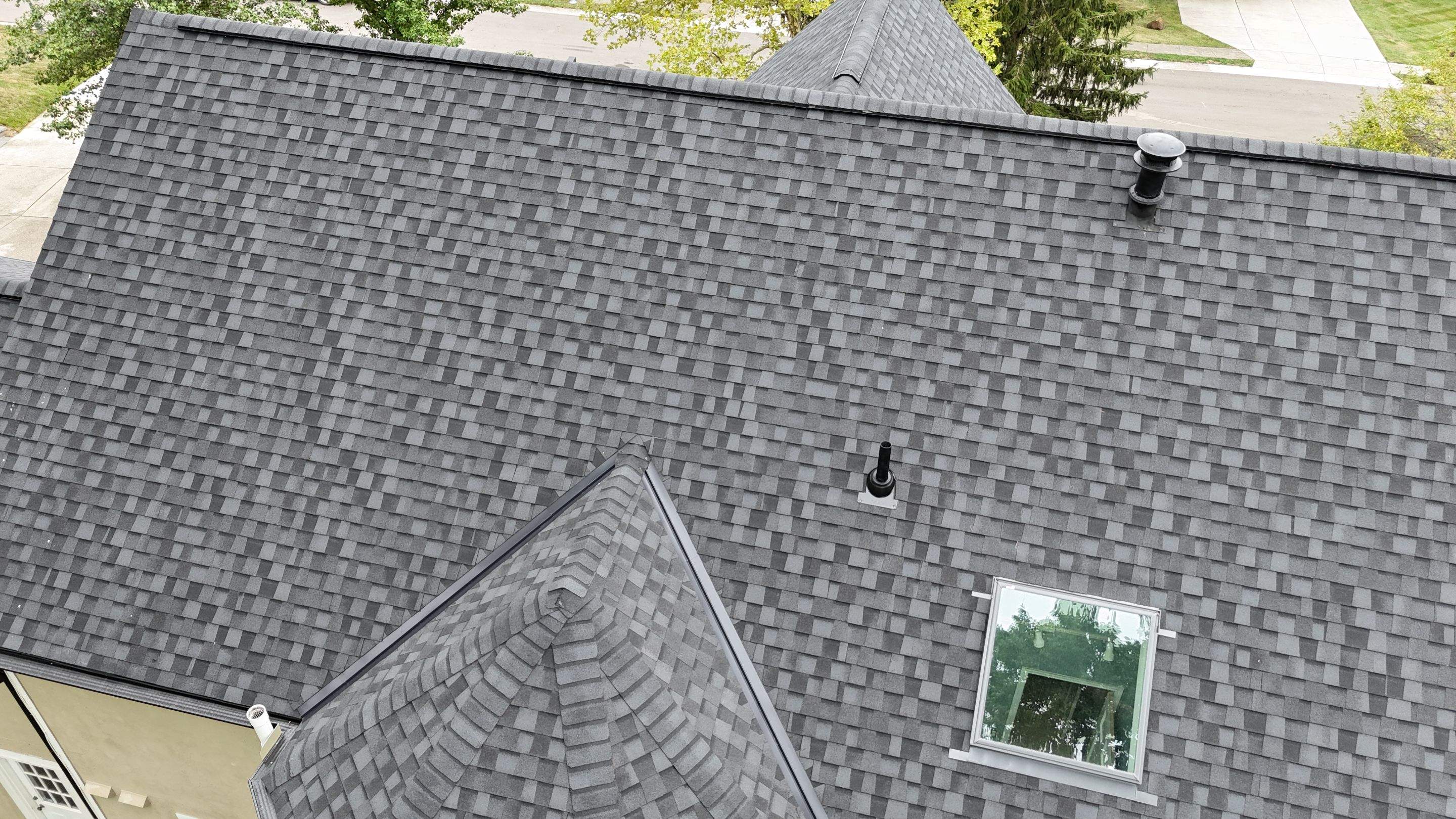 Certainteed Landmark Pro Moire Black by Assured Restoration
