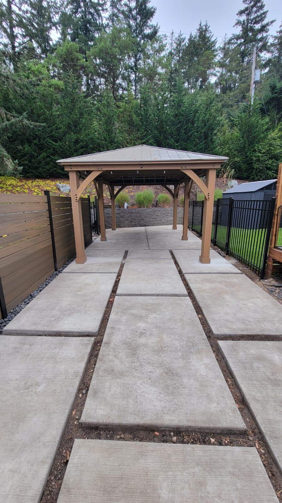 Patio Vuba Mac with Vuba topper Poseidon by Concrete Coating Experts Inc.