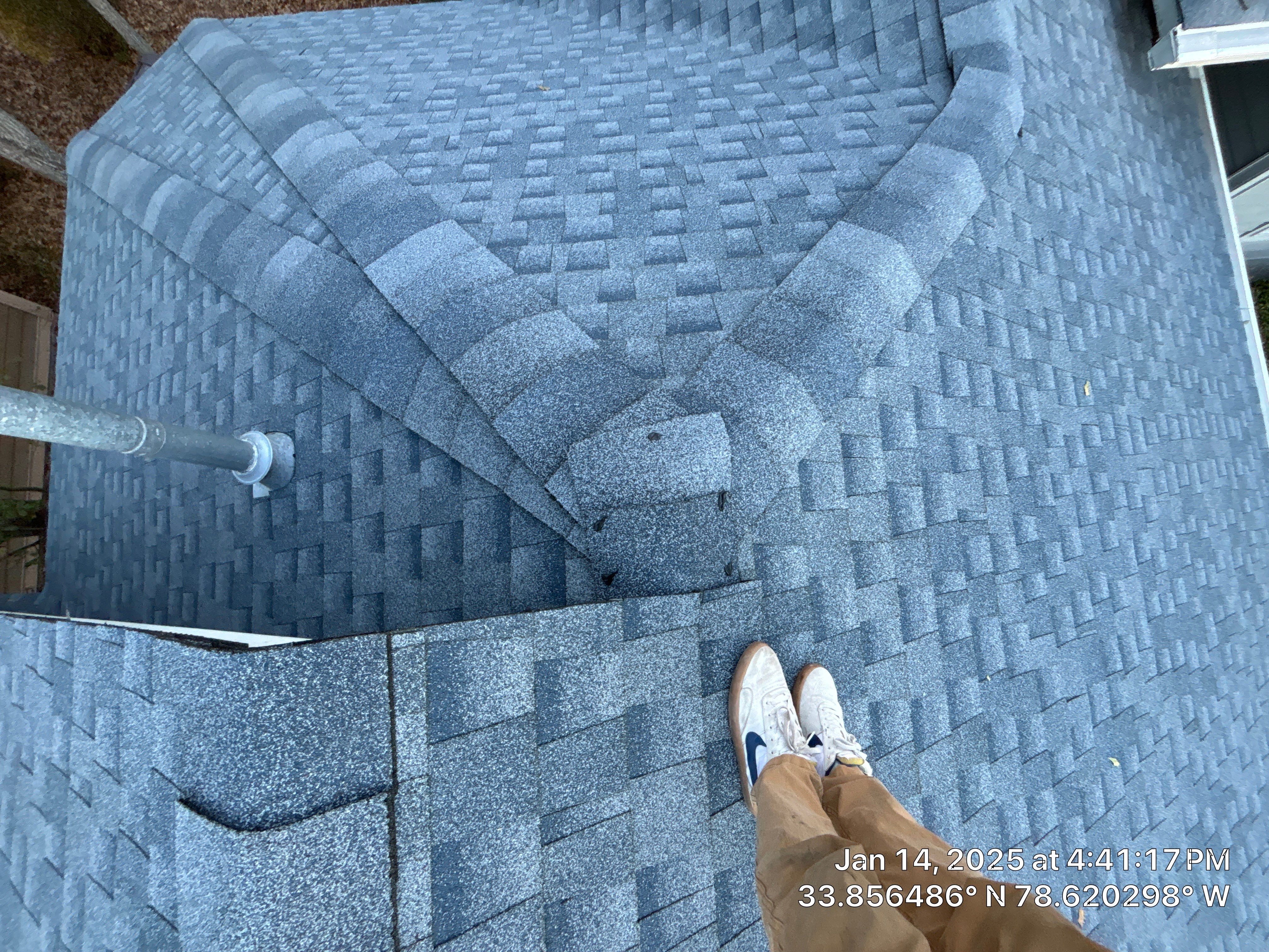 GAF HDZ - Biscayne Blue by Linta Roofing