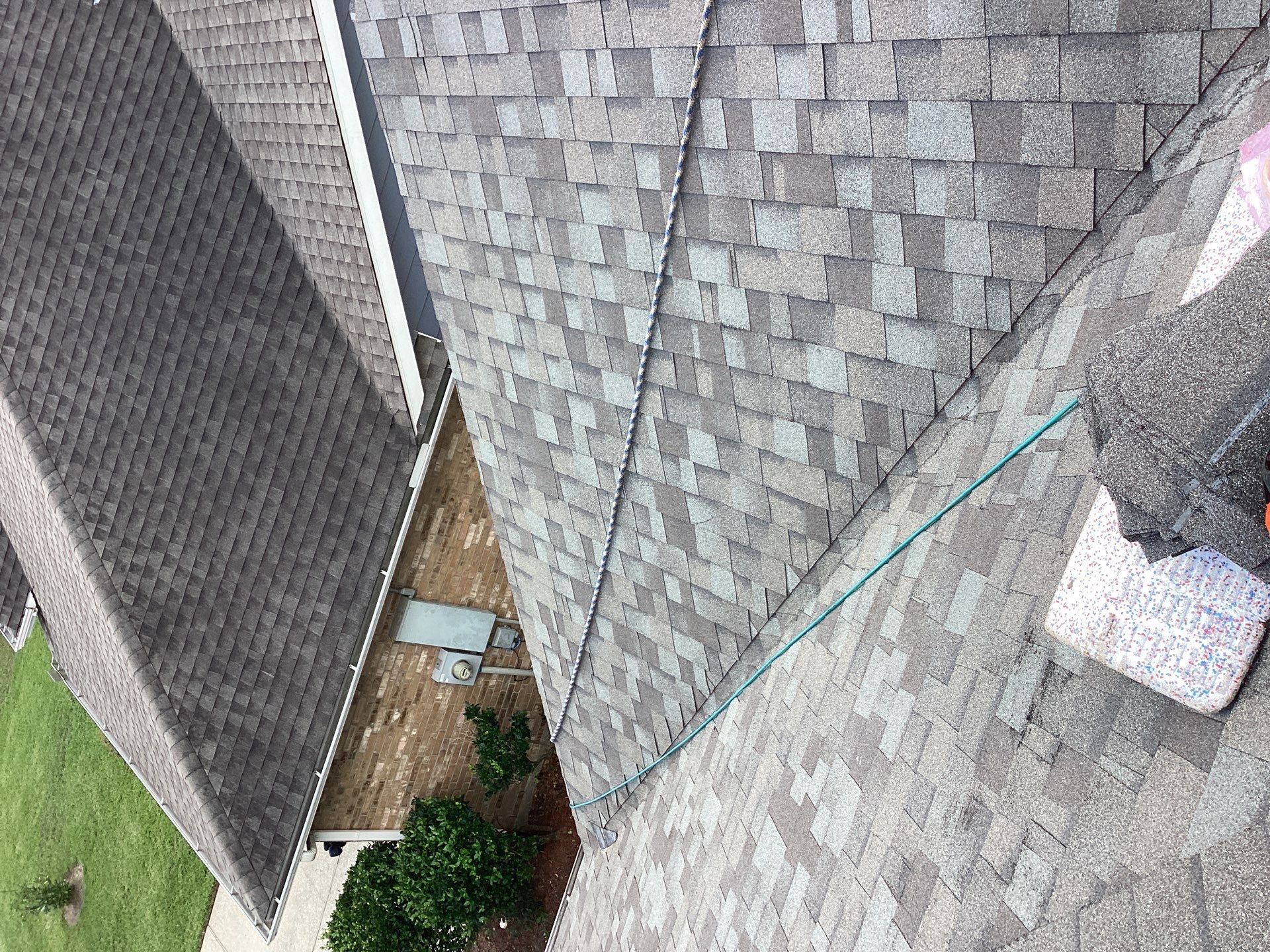 Residential Roofing Installation using Owen's Corning Duration (Lifetime) Shingles by Roof Repair Company
