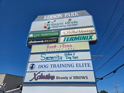 Multi-Tenant Monument Sign Service and Directory Maintenance in Mishawaka
