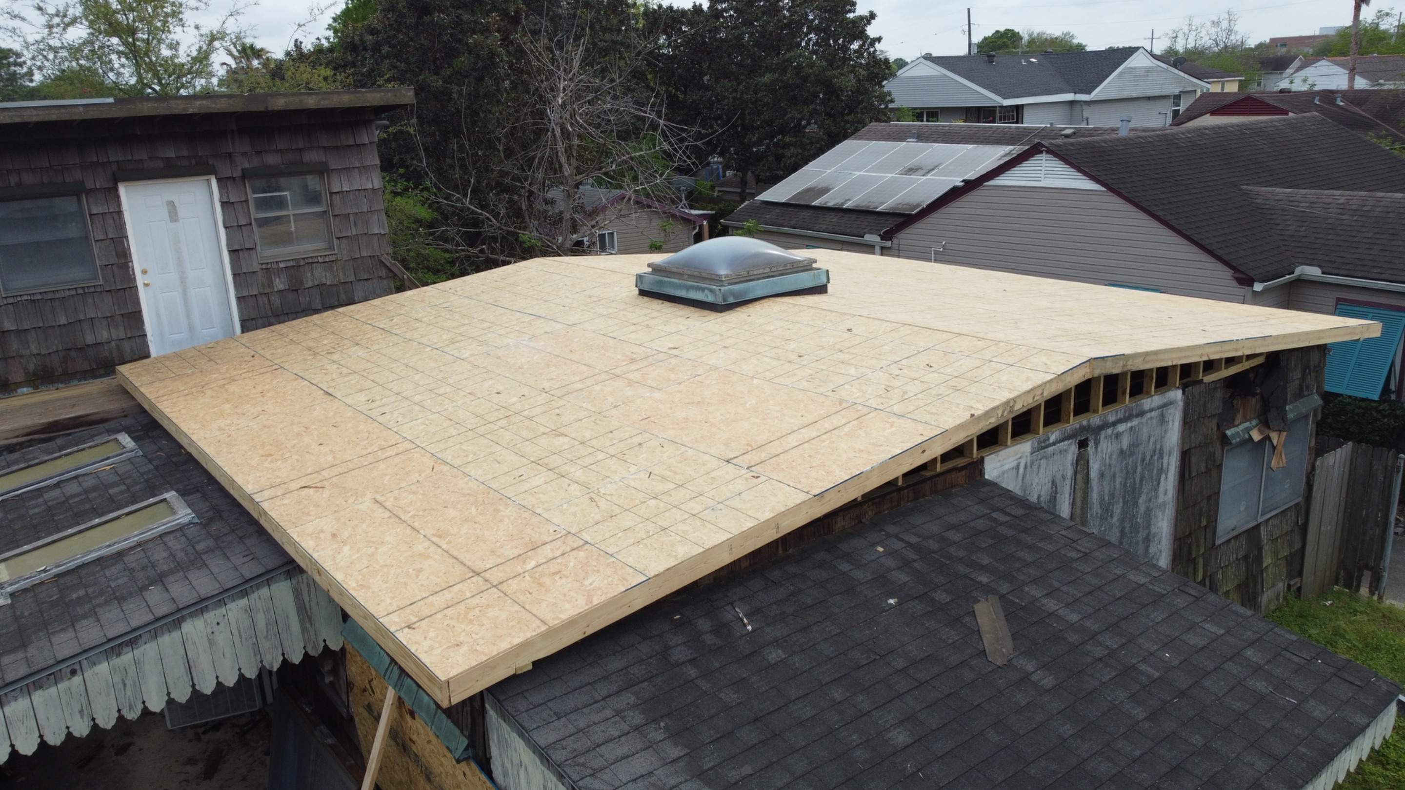 Roof Replacement in New Orleans by HDS Contractors