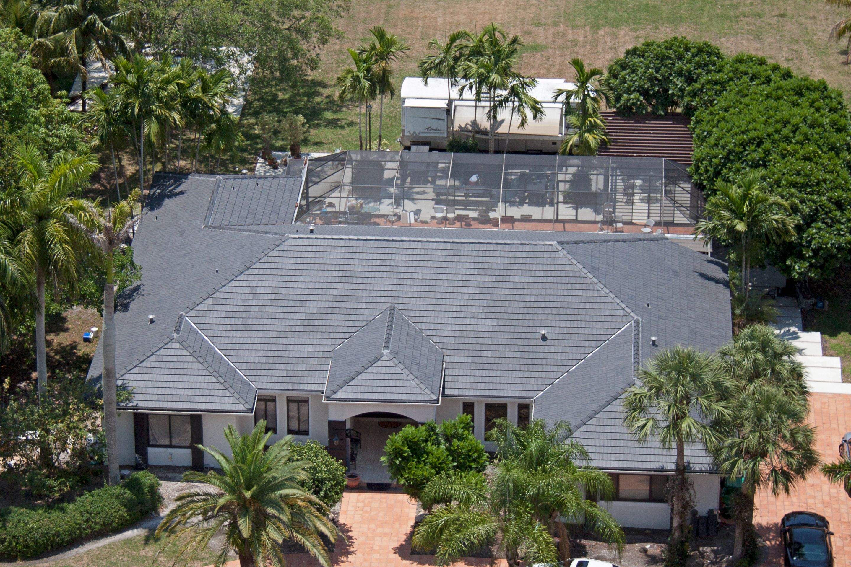 Crown - Windsor Slate - Thunderstorm by Istueta Roofing