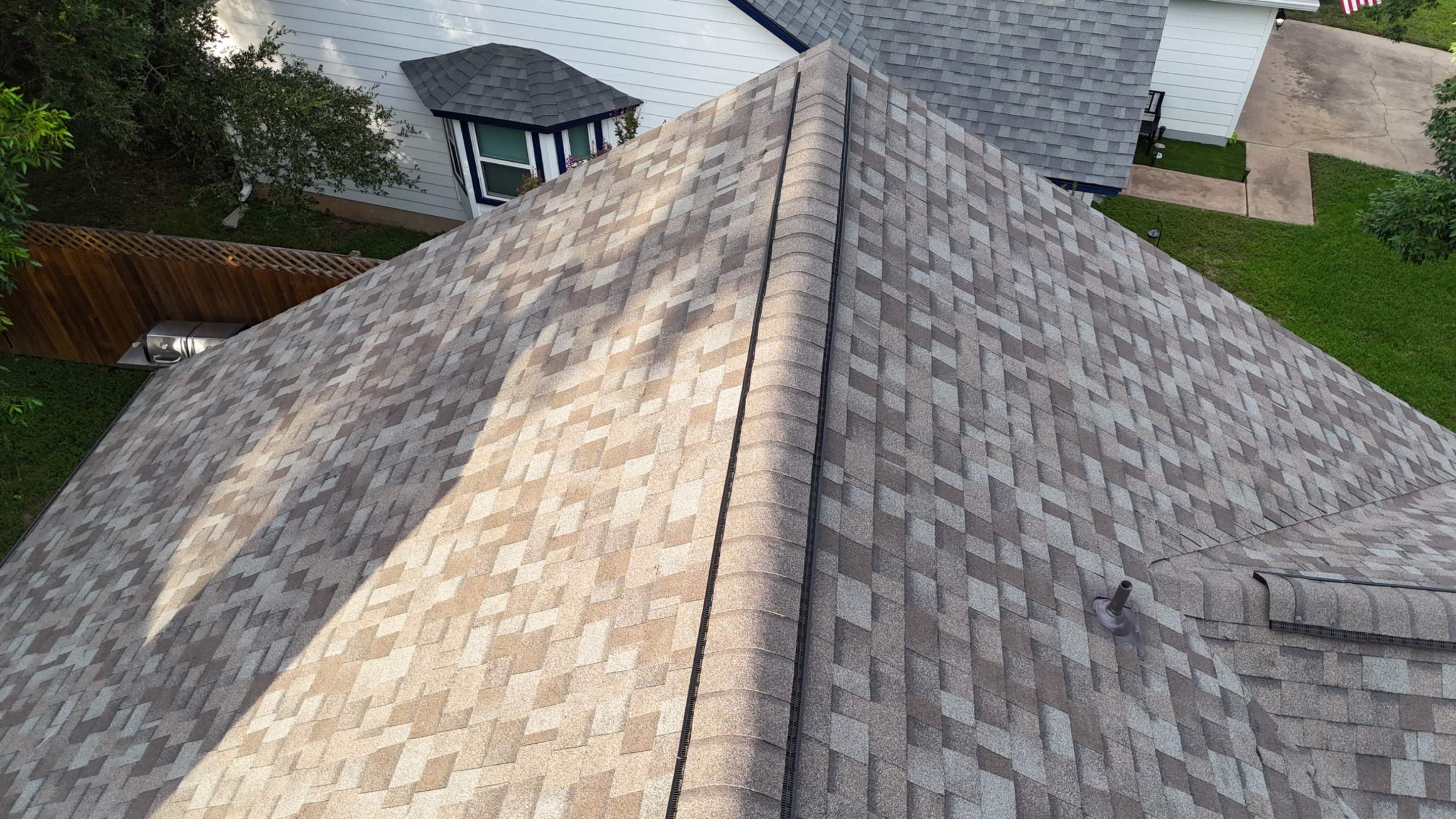 Driftwood - Owens Corning TruDefinition Duration by RoofsOnly.com