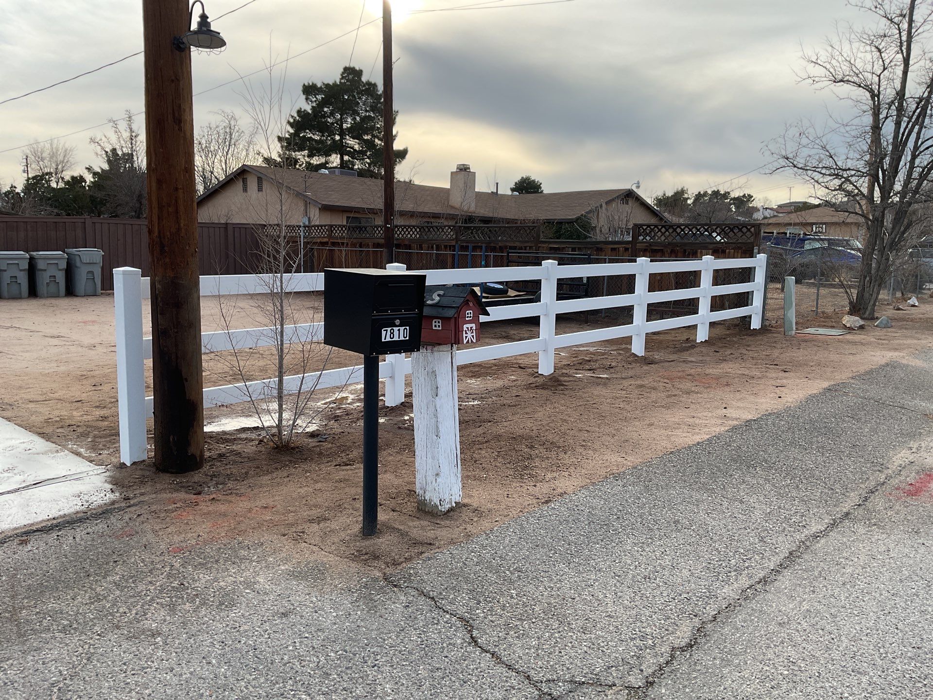 Fence Installation using Ranch Style Vinyl by Fence Guys Inc.