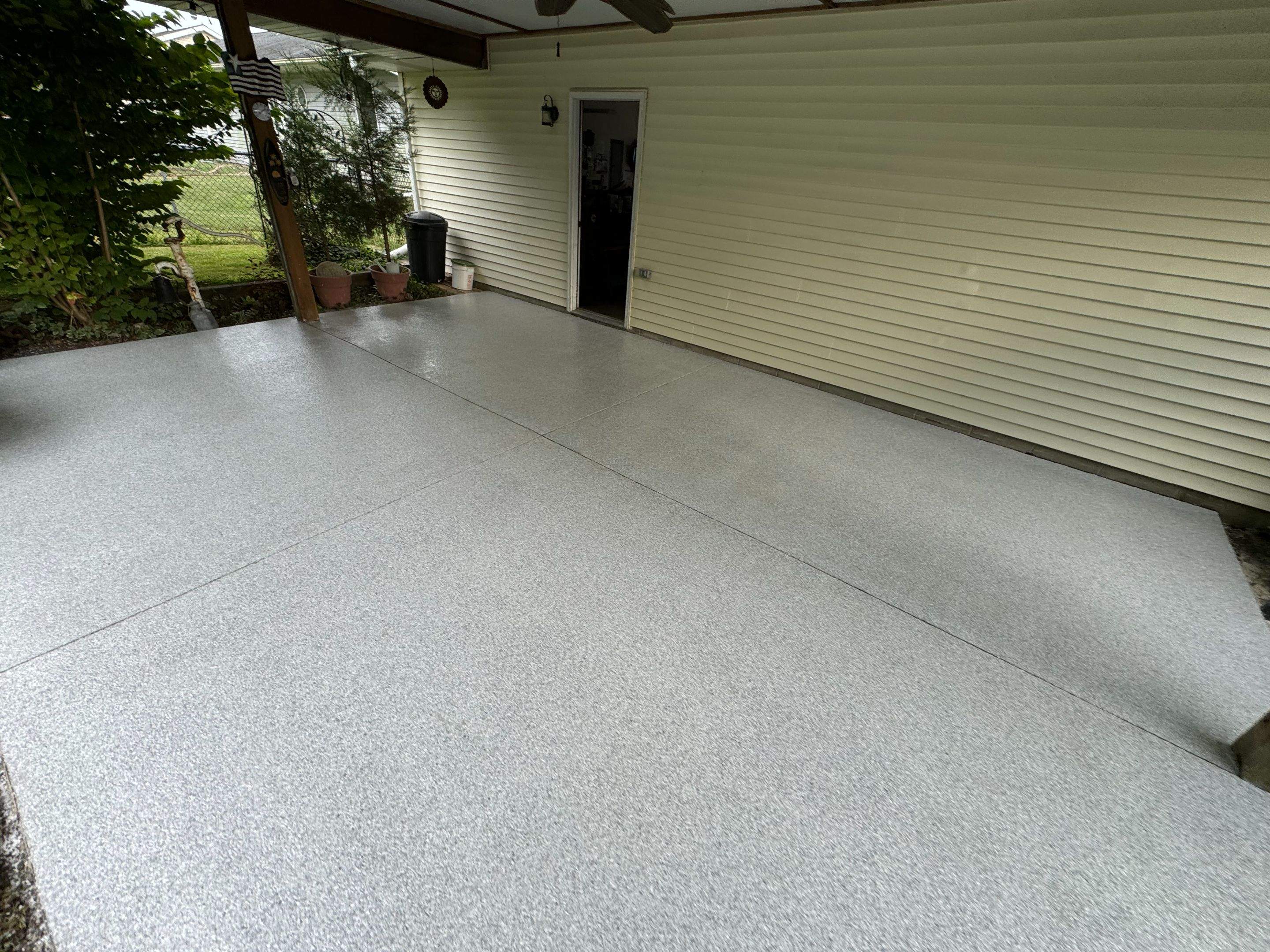 Ash Patio Eureka by Loud Bros