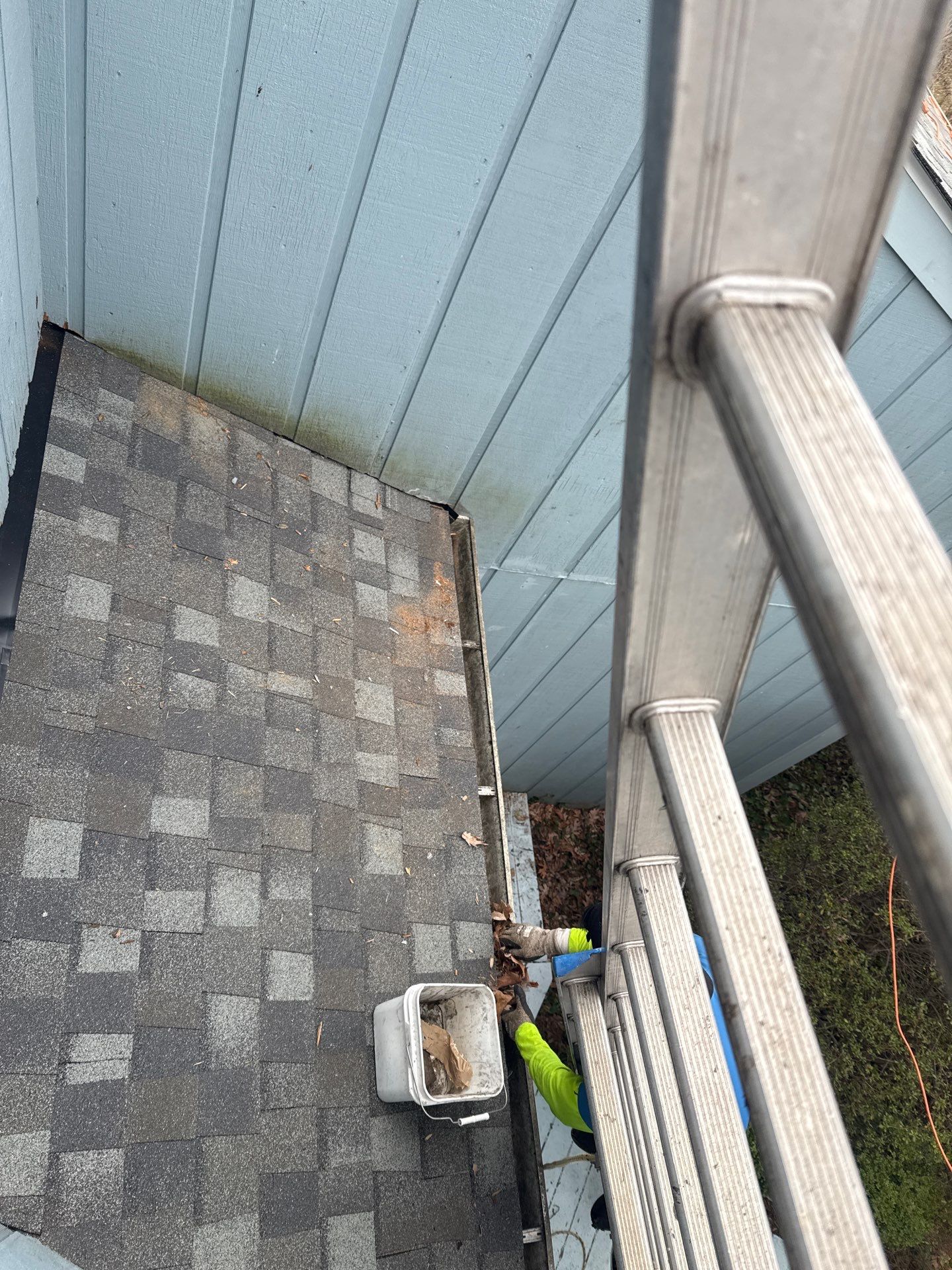 Arlington: Residential Roof Replacement with CertainTeed Landmark Pro in Max Def Georgetown Gray by RM Banning, Inc.