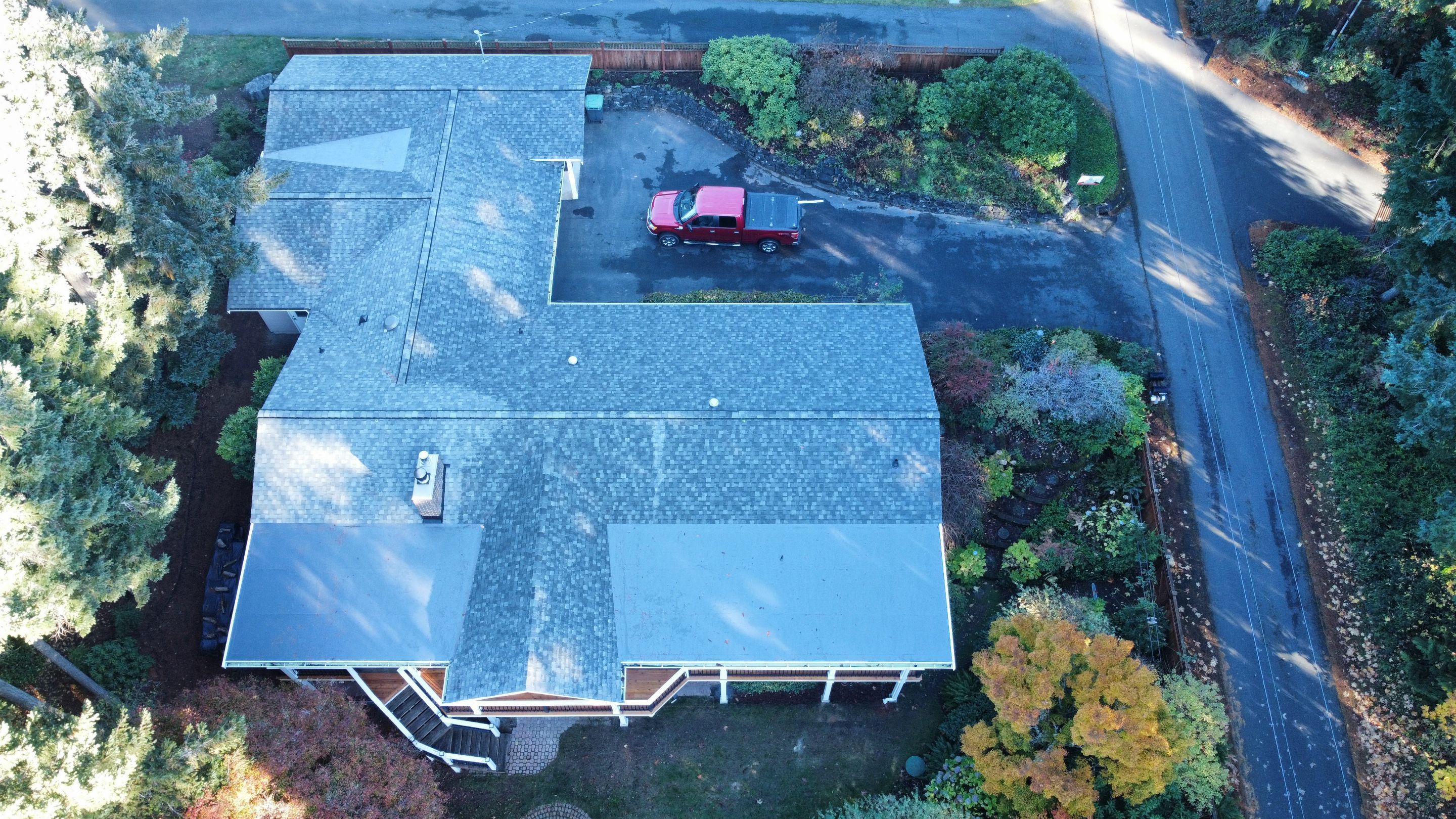 2nd Story Deck Installation and Roof Replacement using Owens Corning Duration: Estate Gray by RoofSmart