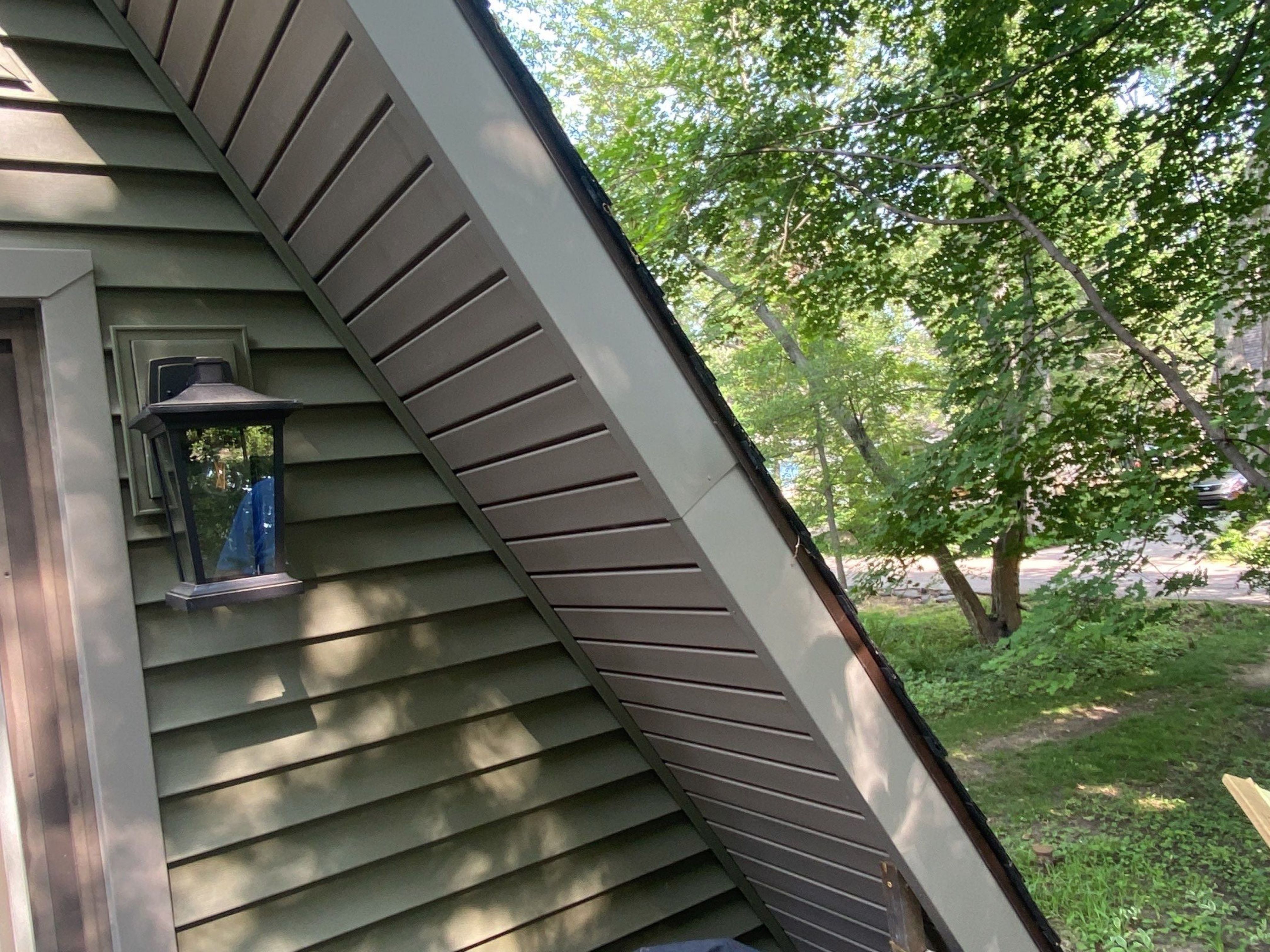 Siding Replacement using CertainTeed Restoration Classis D4 by 180 Contractors