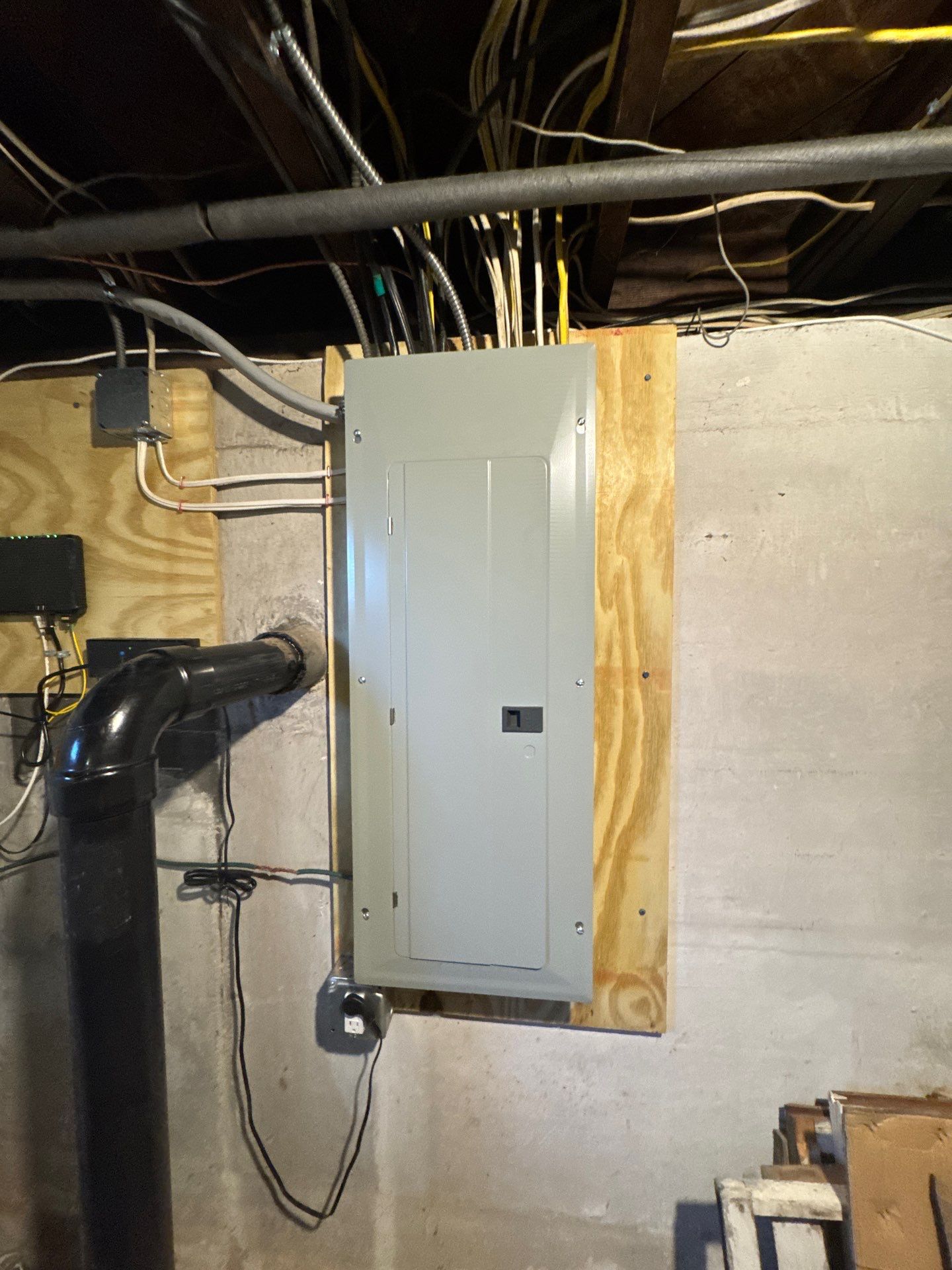 200A Electrical Service Upgrade with EV Charger by ZAM Electric