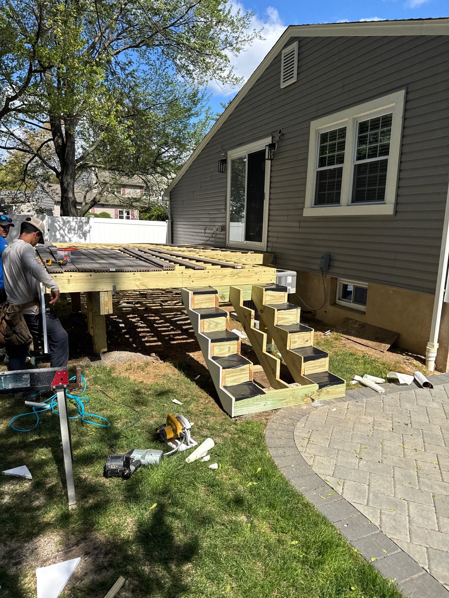 New Deck in East Brunswick, New Jersey by deck guardian