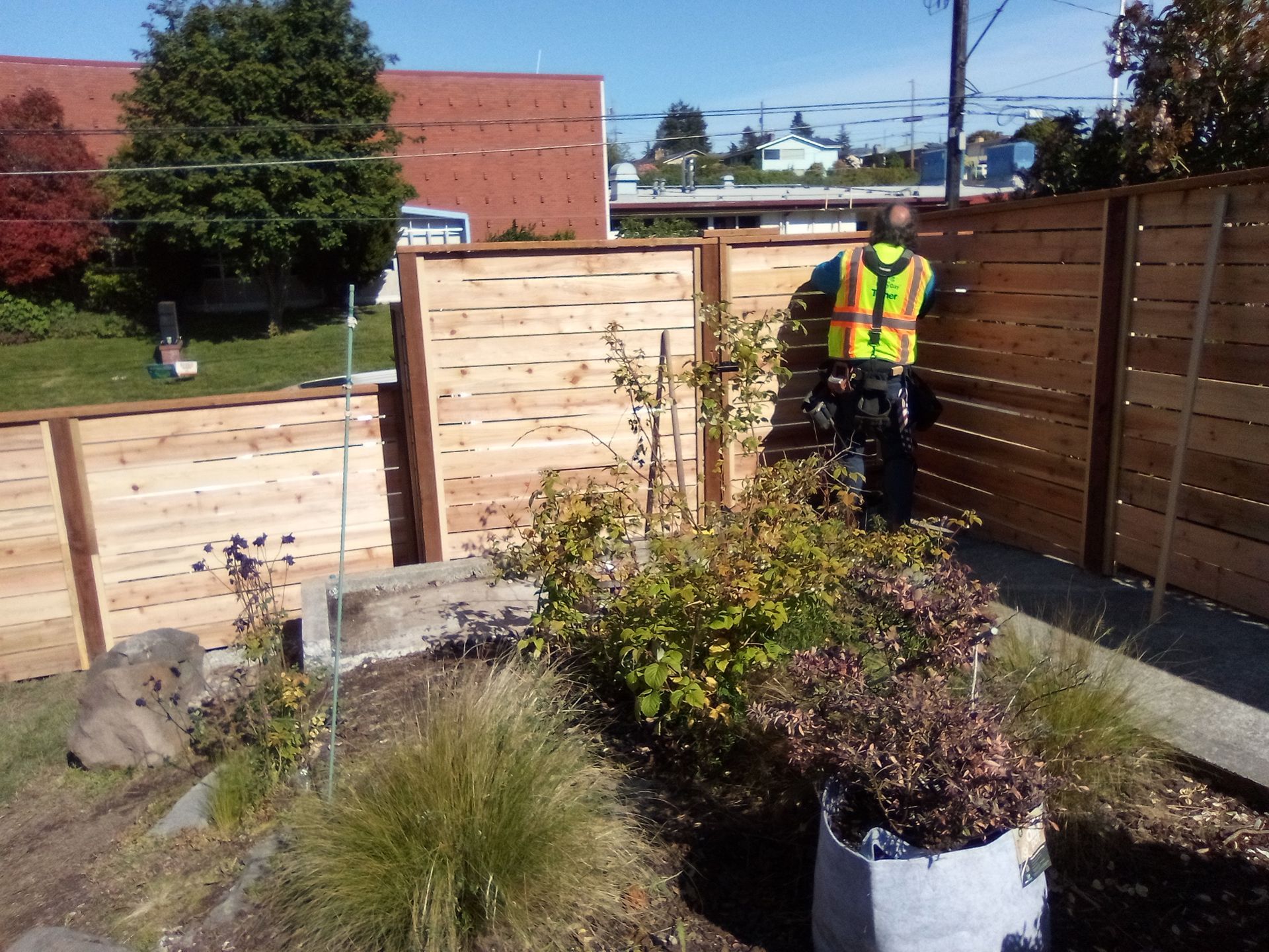 Retaining Wall & Fence Installation  by Jireh Asphalt & Concrete Inc 