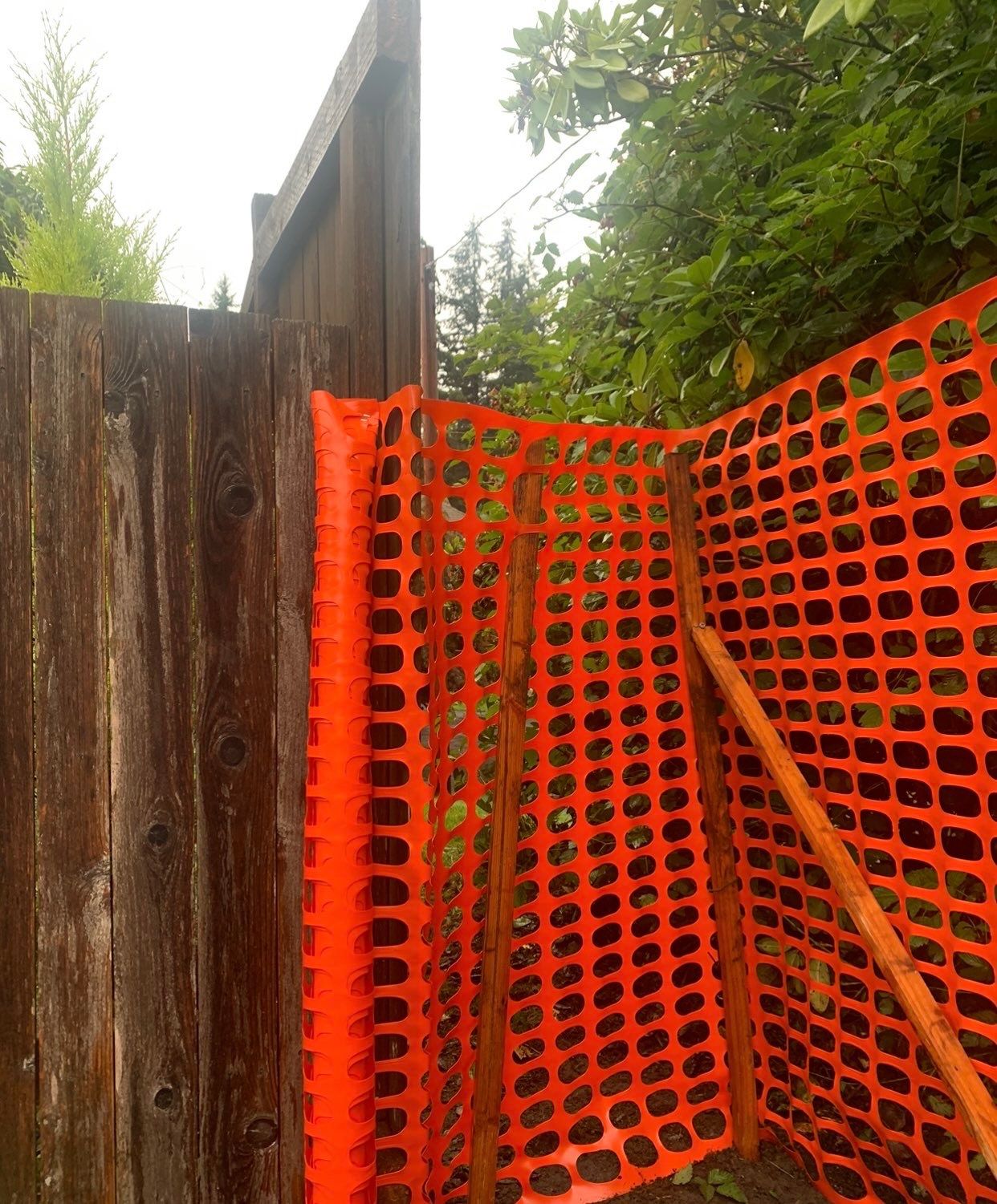 Jireh Outdoor Projects | Retaining Wall & Fence Build by Jireh Asphalt & Concrete Inc 