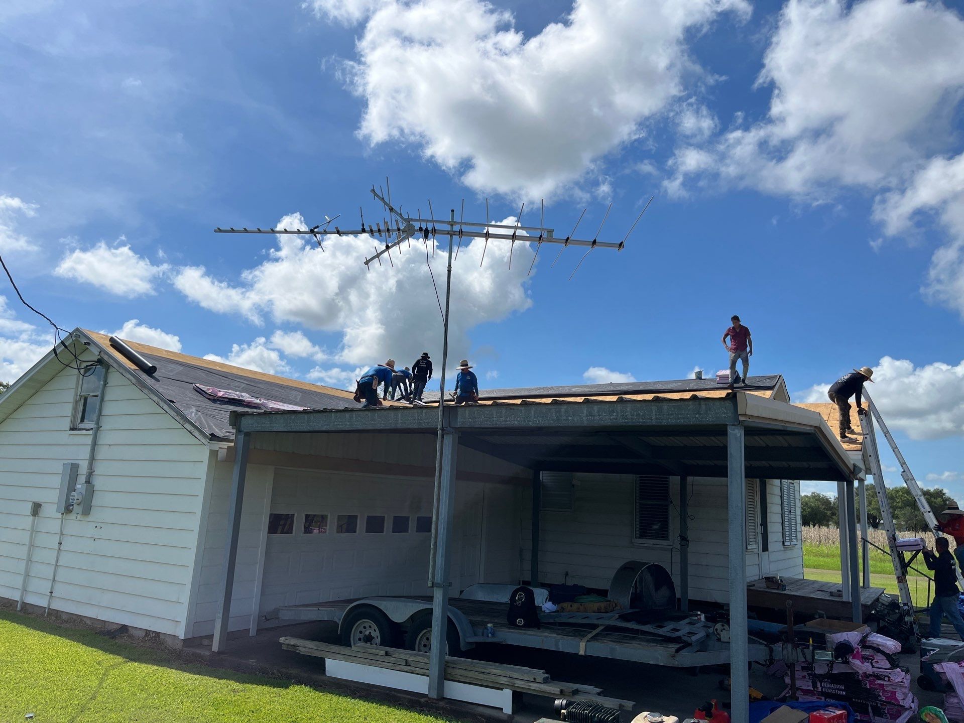 Residential Roofing Installation using Owen's Corning Duration (Lifetime) Shingles by Roof Repair Company