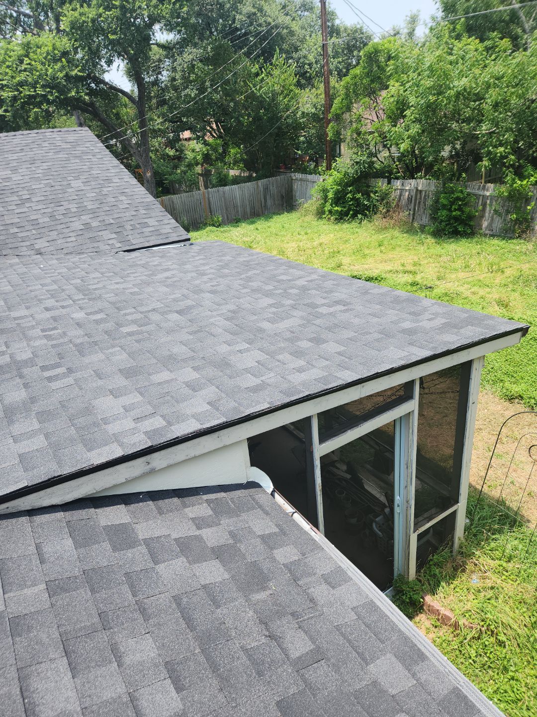 Onyx Black - Owens Corning TruDefinition Duration by RoofsOnly.com