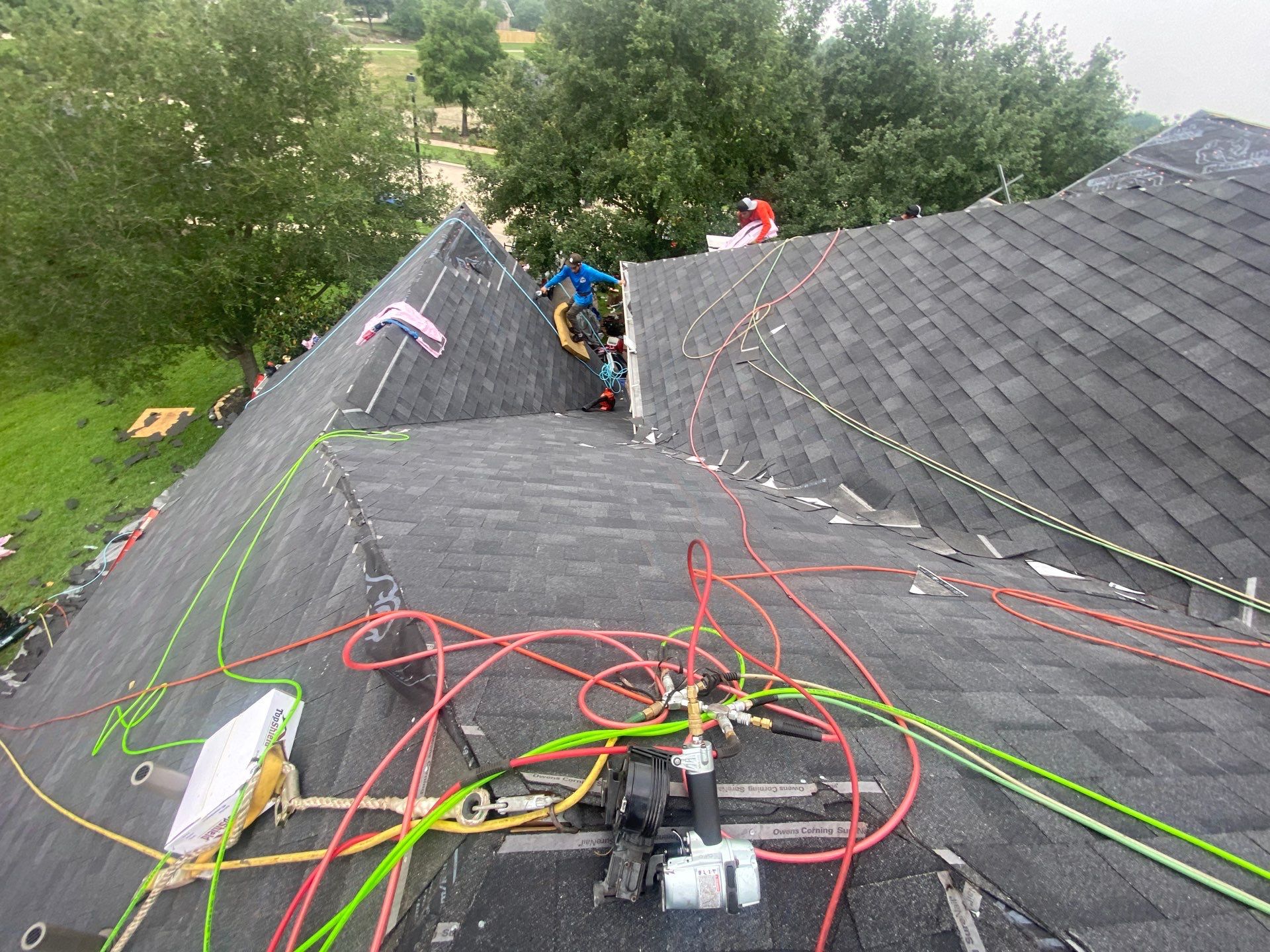 Residential Roofing Installation using Owen's Corning Duration (Lifetime) Shingles by Roof Repair Company