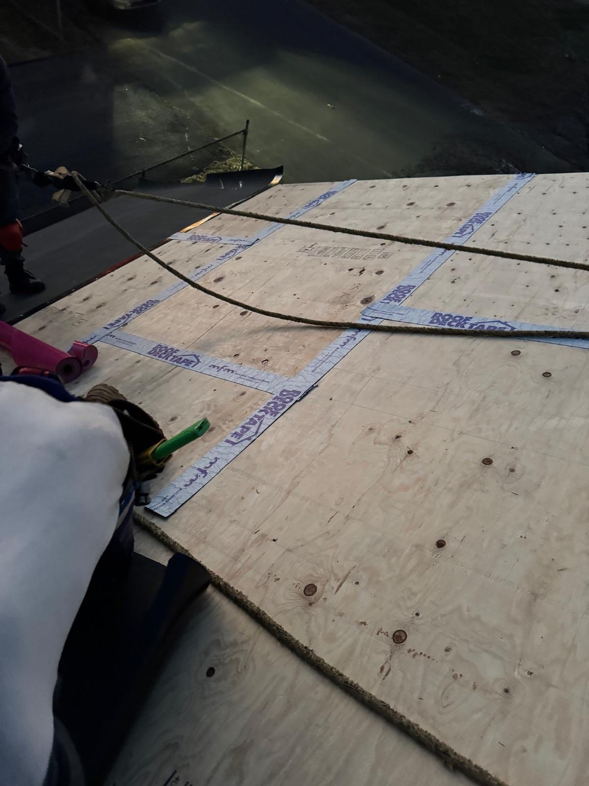 Owens Corning Duration: Onyx Black in Naugatuck by Golden Shield Roofing