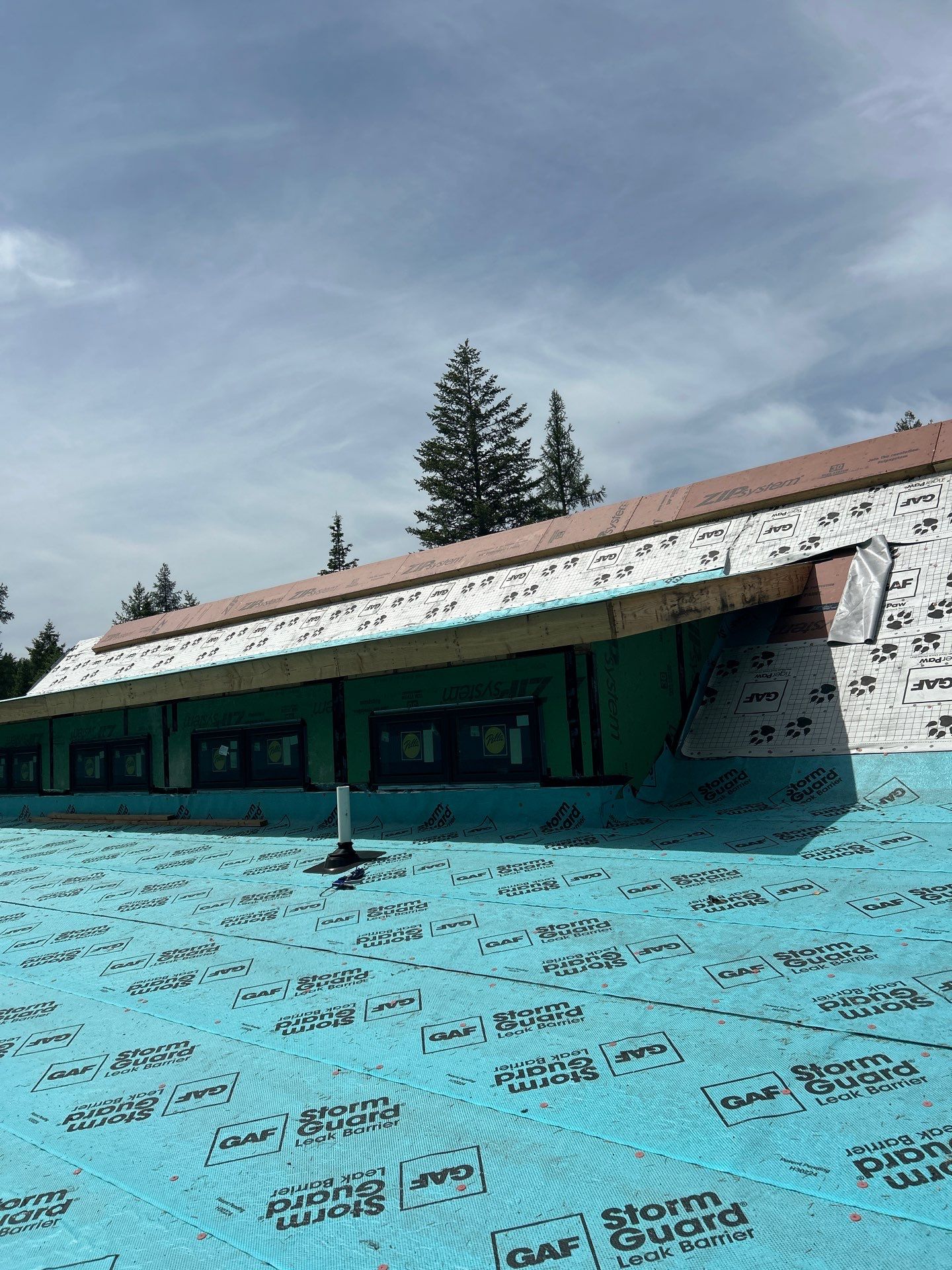 UHDZ Whitefish Hills - Weathered Wood by Montana Roofing Solutions