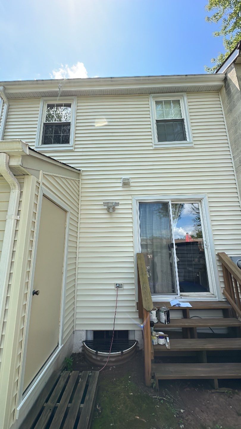 Centreville: CertainTeed Monogram Siding in Sandstone Beige by RM Banning, Inc.