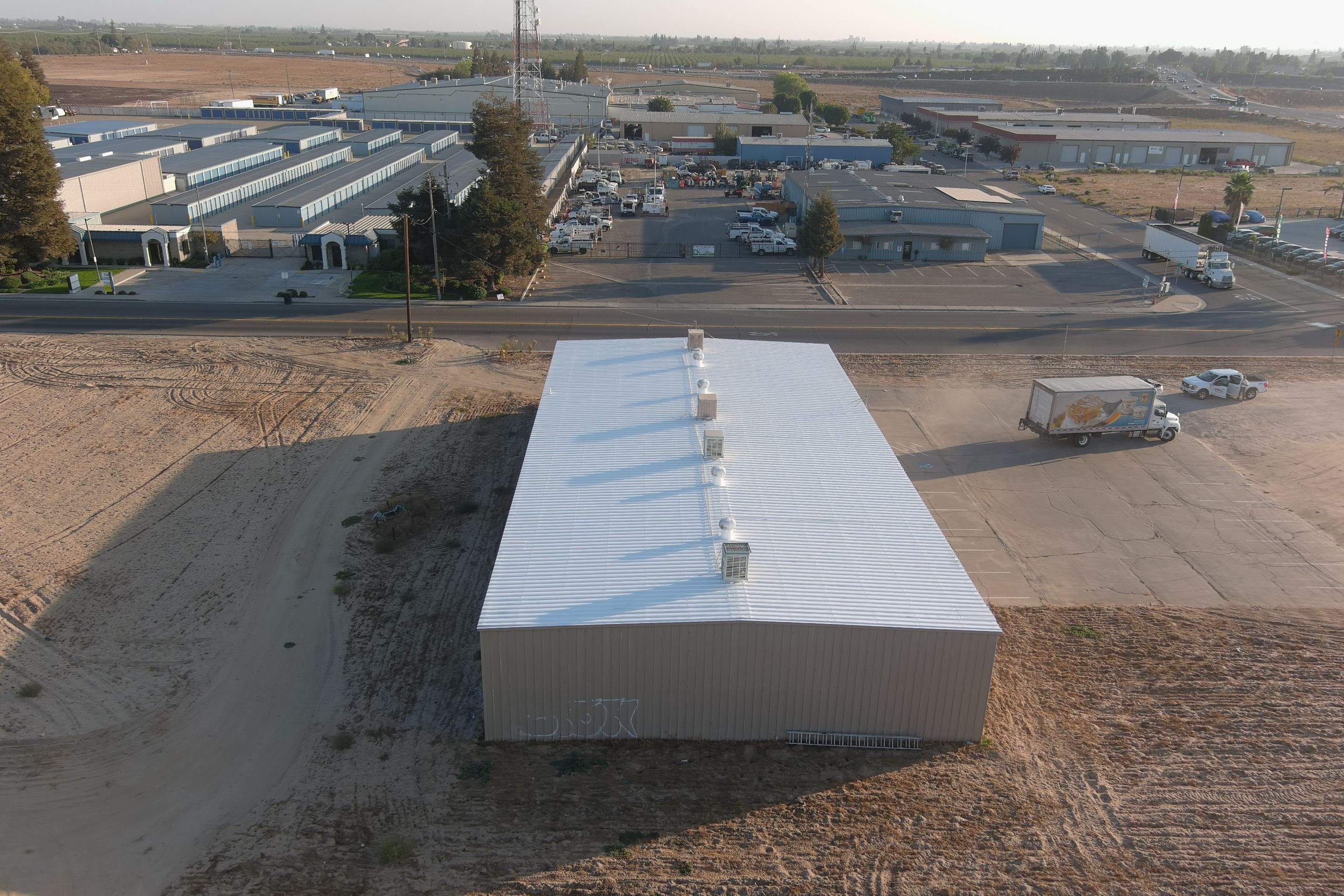 MR Roofing system using Conklin Benchmark/PUMA XL fabric and coating by Straight Edge Roofing Inc