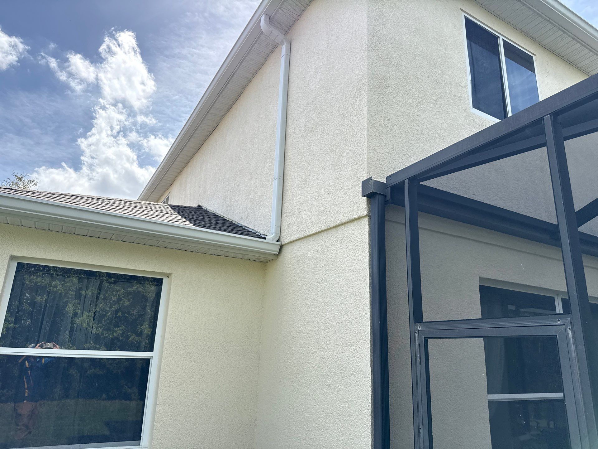 Barrington Ridge 2-Story House & Driveway Cleaning – Before & After Transformation! by Sunshine AquaWash