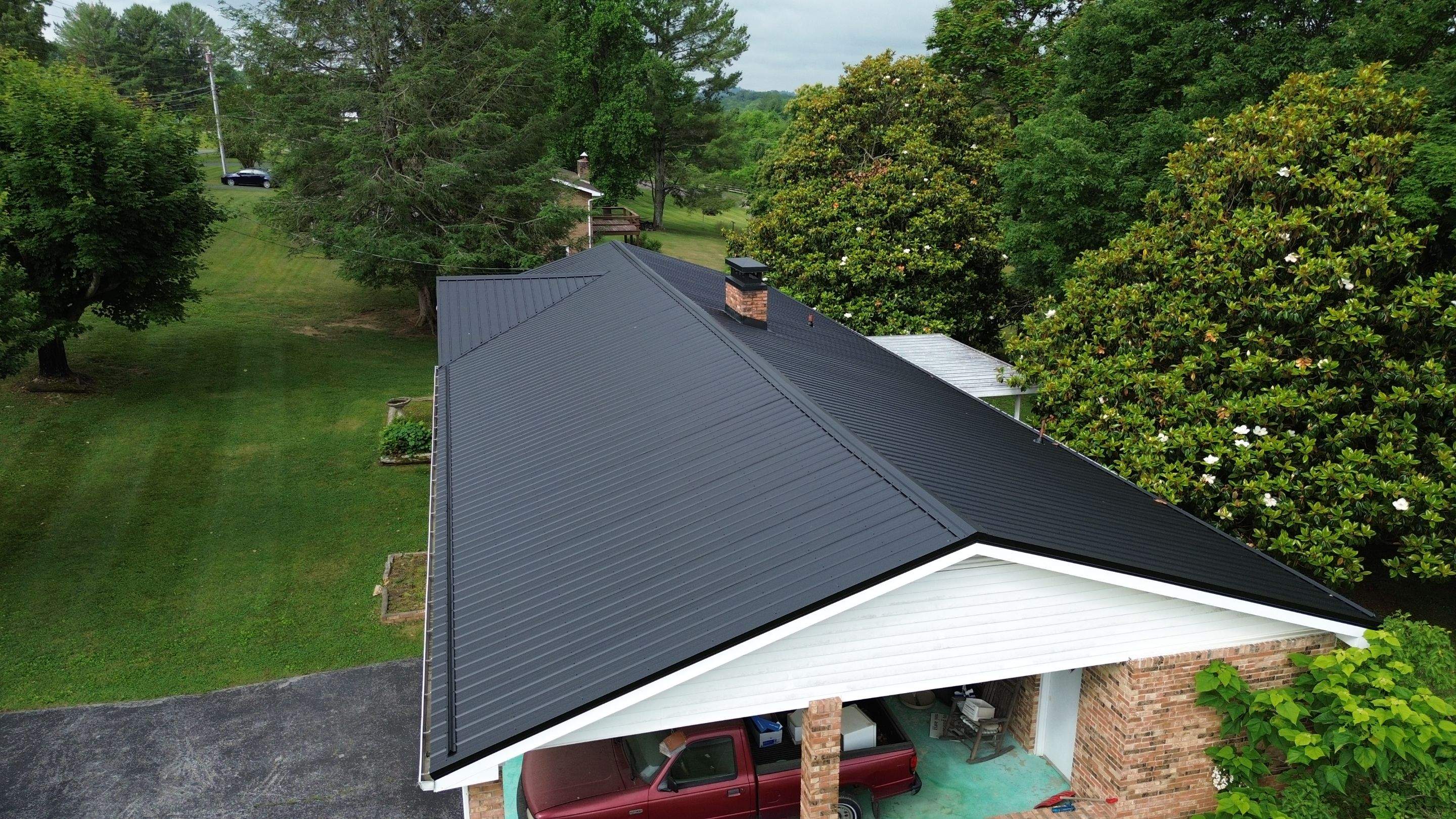 Malone Residence by Omnia Roofing