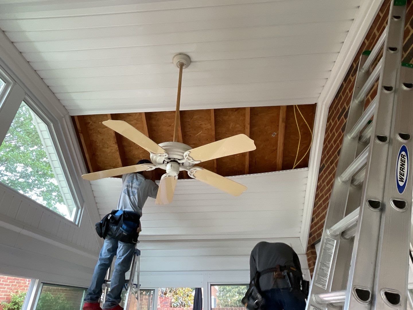 Residential Roofing Installation using Owens Corning® Oakridge Estate Gray by Indigo State Roofing
