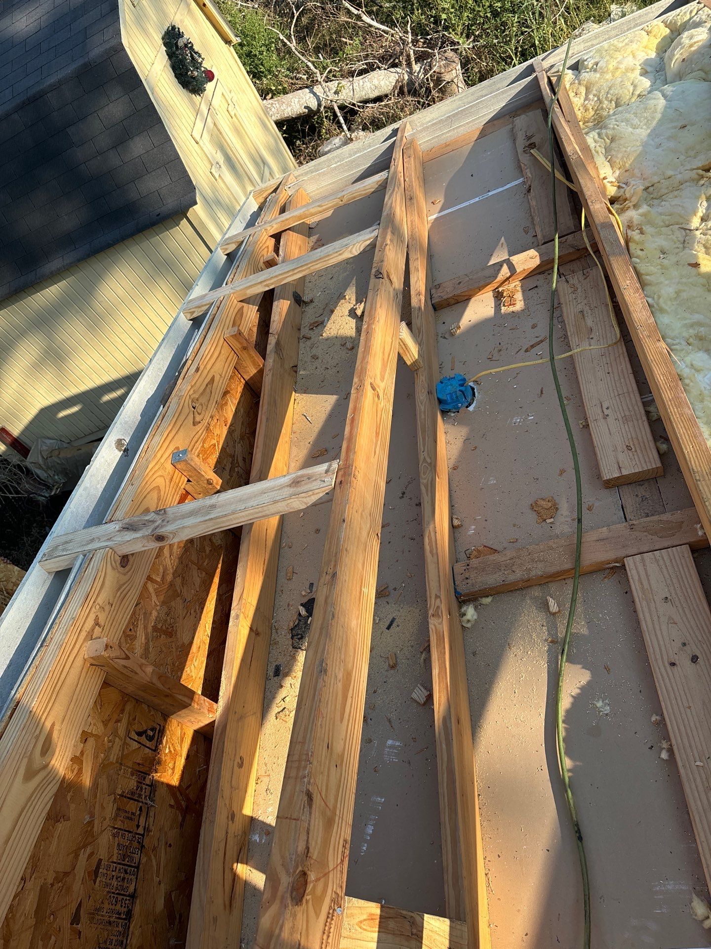 Residential Roofing Installation using Owen's Corning Duration (Lifetime) Shingles by Roof Repair Company