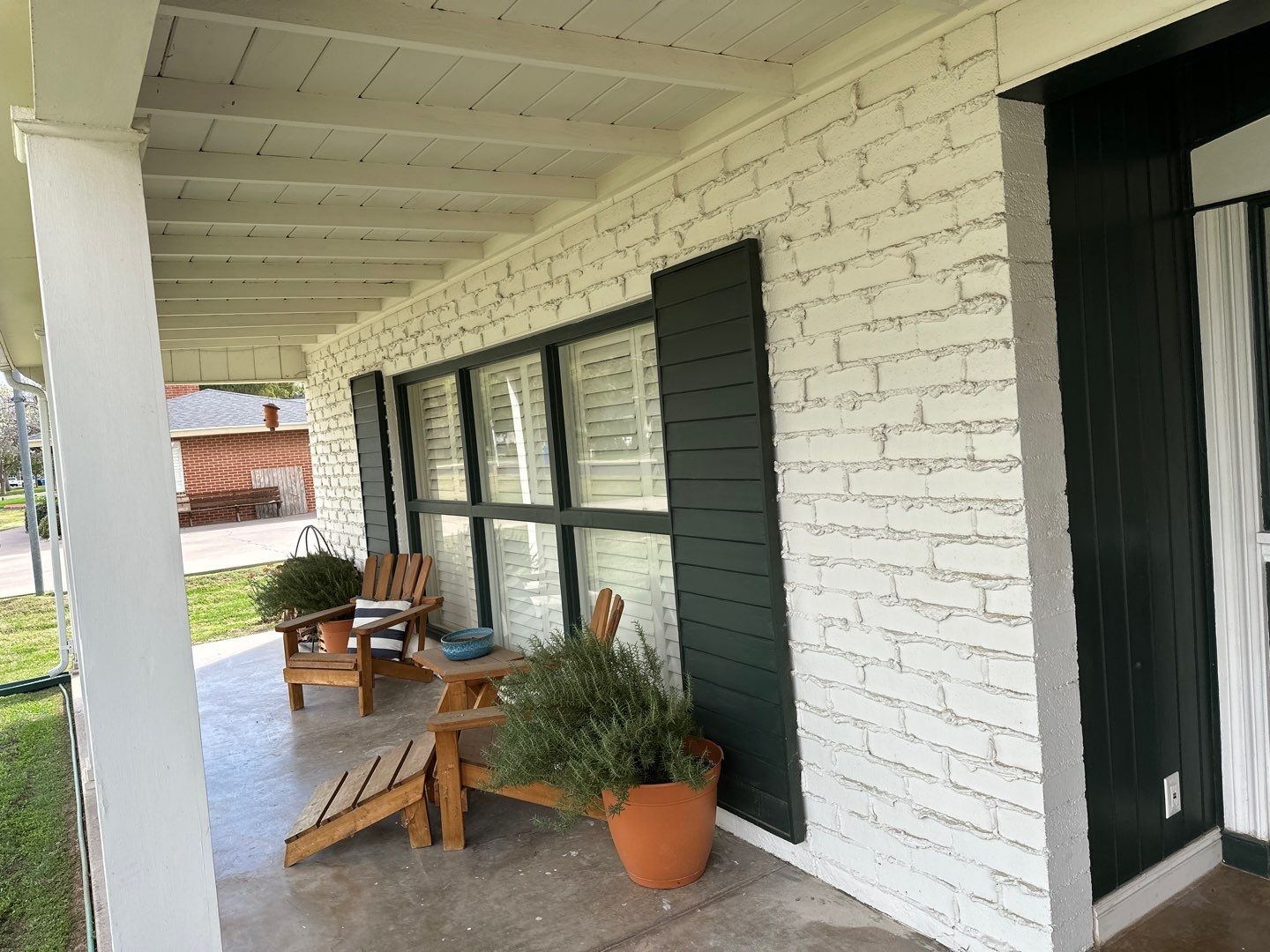 Wagon Wheel - A Stunning Home Exterior Makeover with Dunn Edwards Paints in Phoenix, AZ by Double G Painting Contractors, LLC