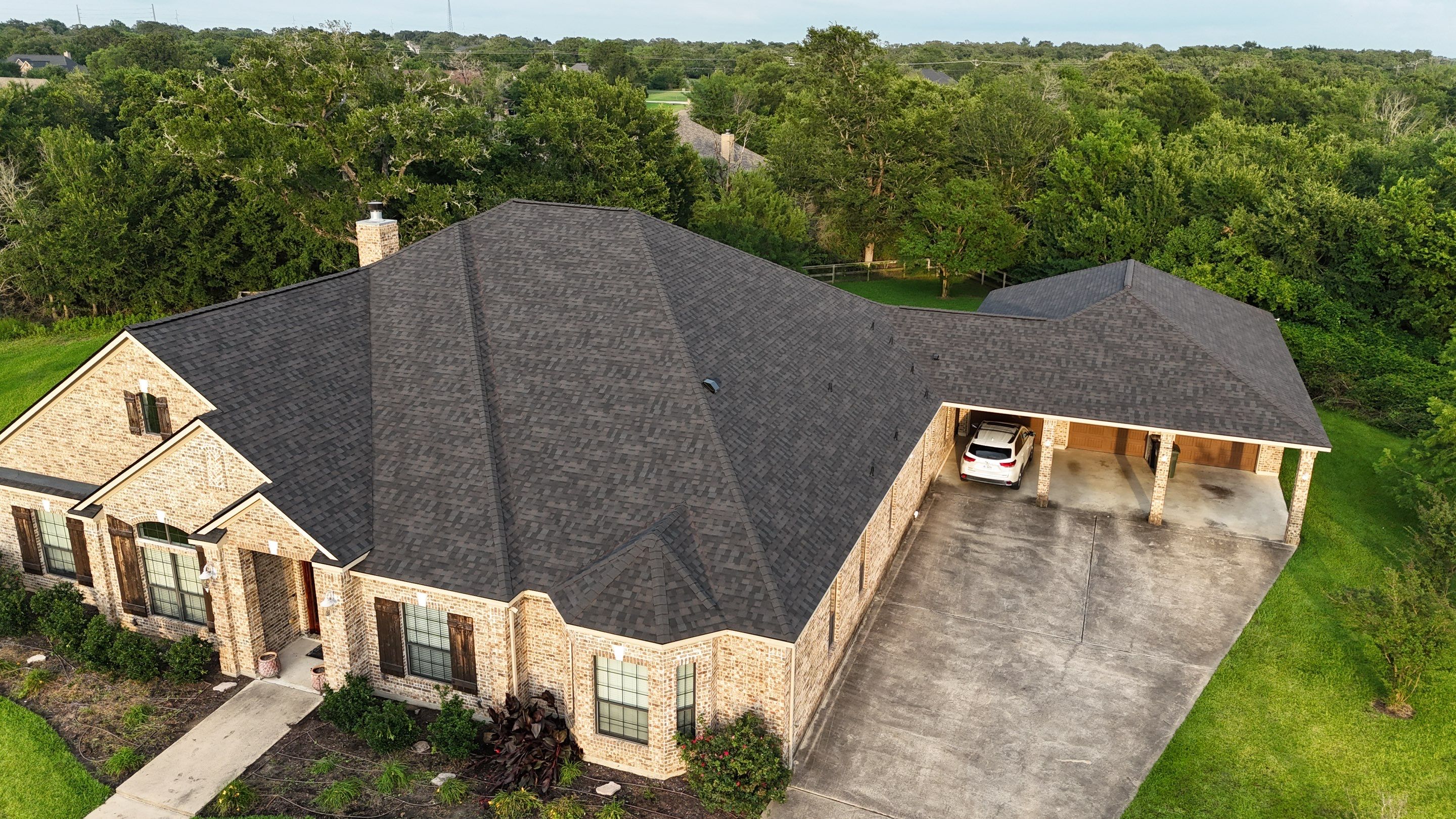 IKO Dynasty Glacier by Perennial Roofing 