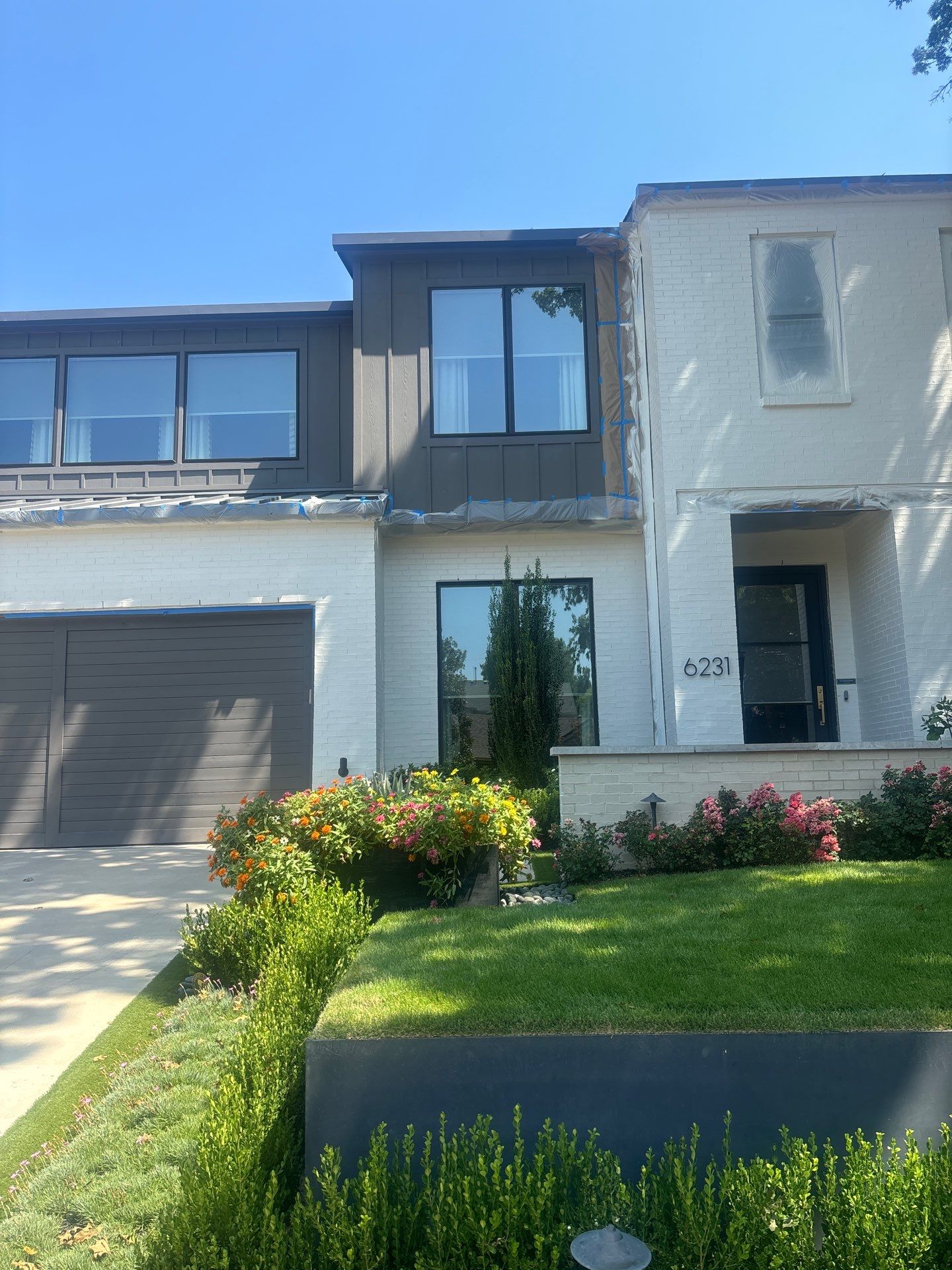Exterior Painting: Brick by Nomad Painting