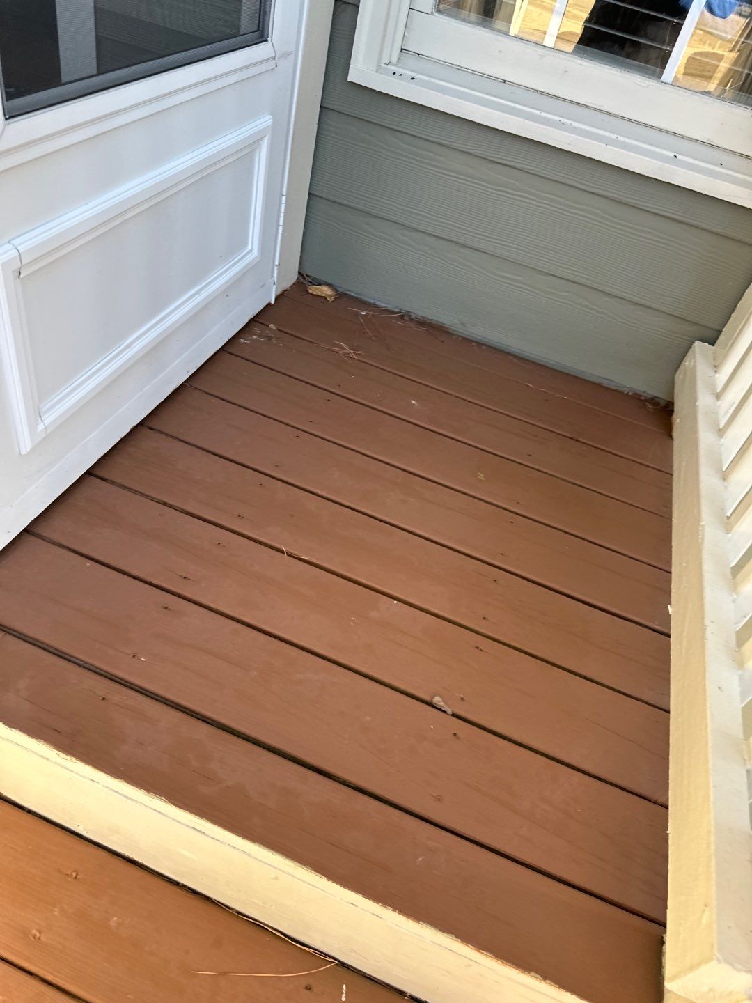 Deck using AcryFin by DuraSeal