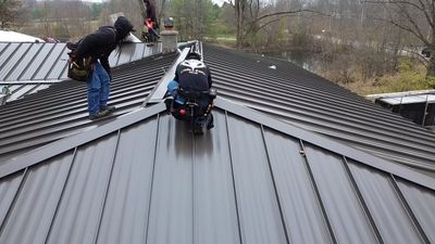 Mechanically Seamed Standing Seam Metal Roof in Fort Wayne, Indiana – Coldwater Road