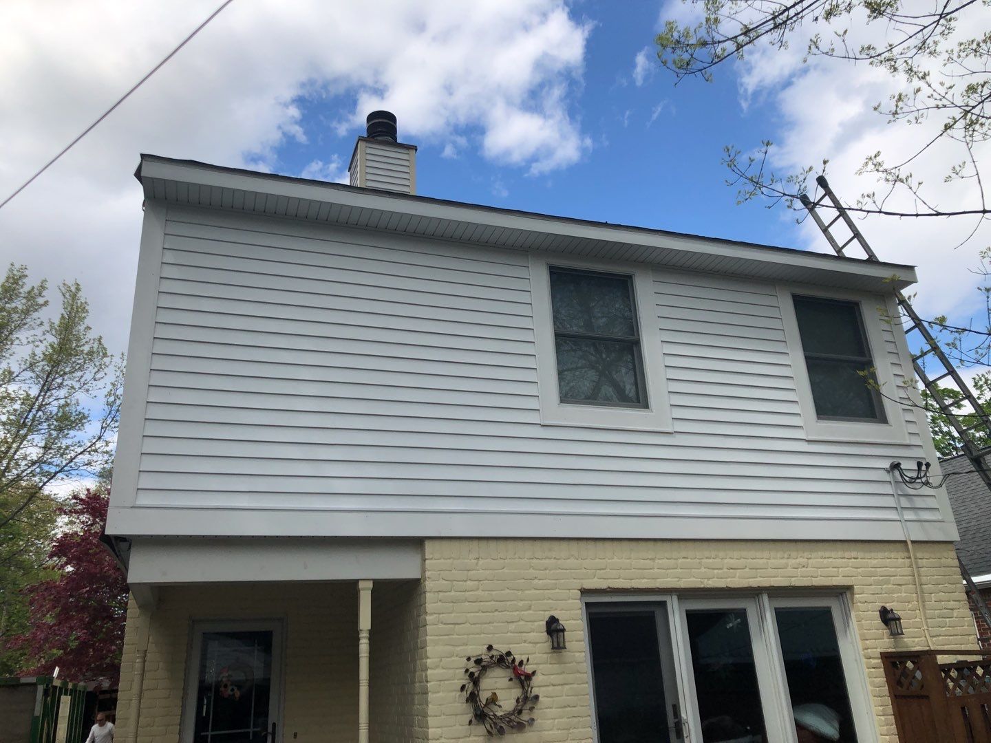 Siding Replacement using CertainTeed Restoration Classic D5 by 180 Contractors