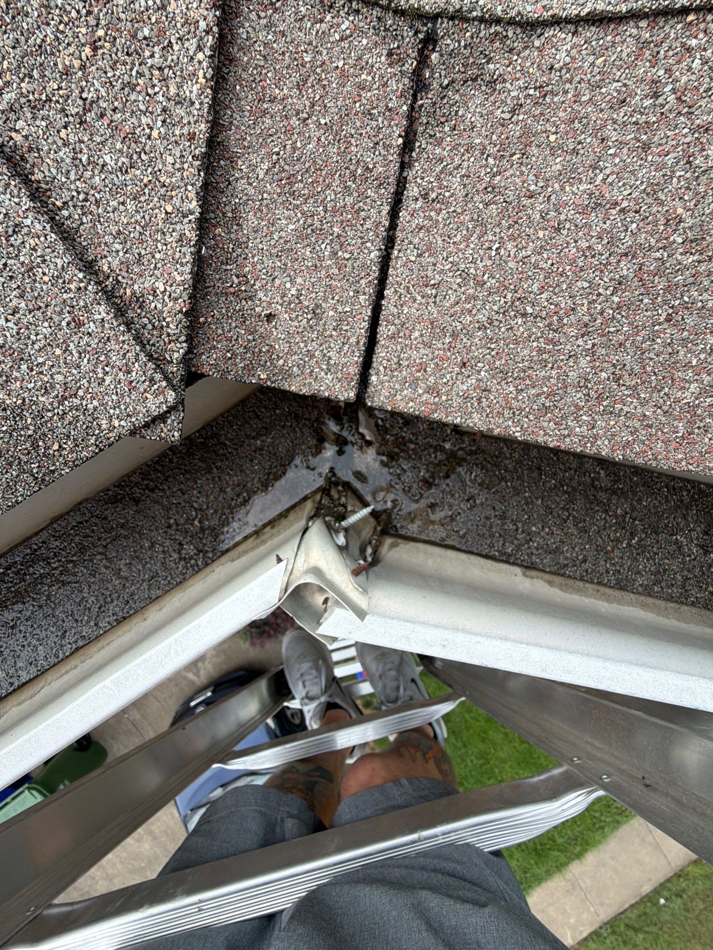 Comprehensive Roof Leak Detection and Siding Inspection in Seagoville by Rich the Roofer LLC