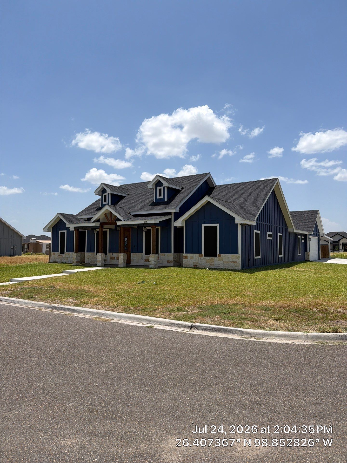 TruDef Onyx Black in Rio Grande City, Tx by PMG Home LLC