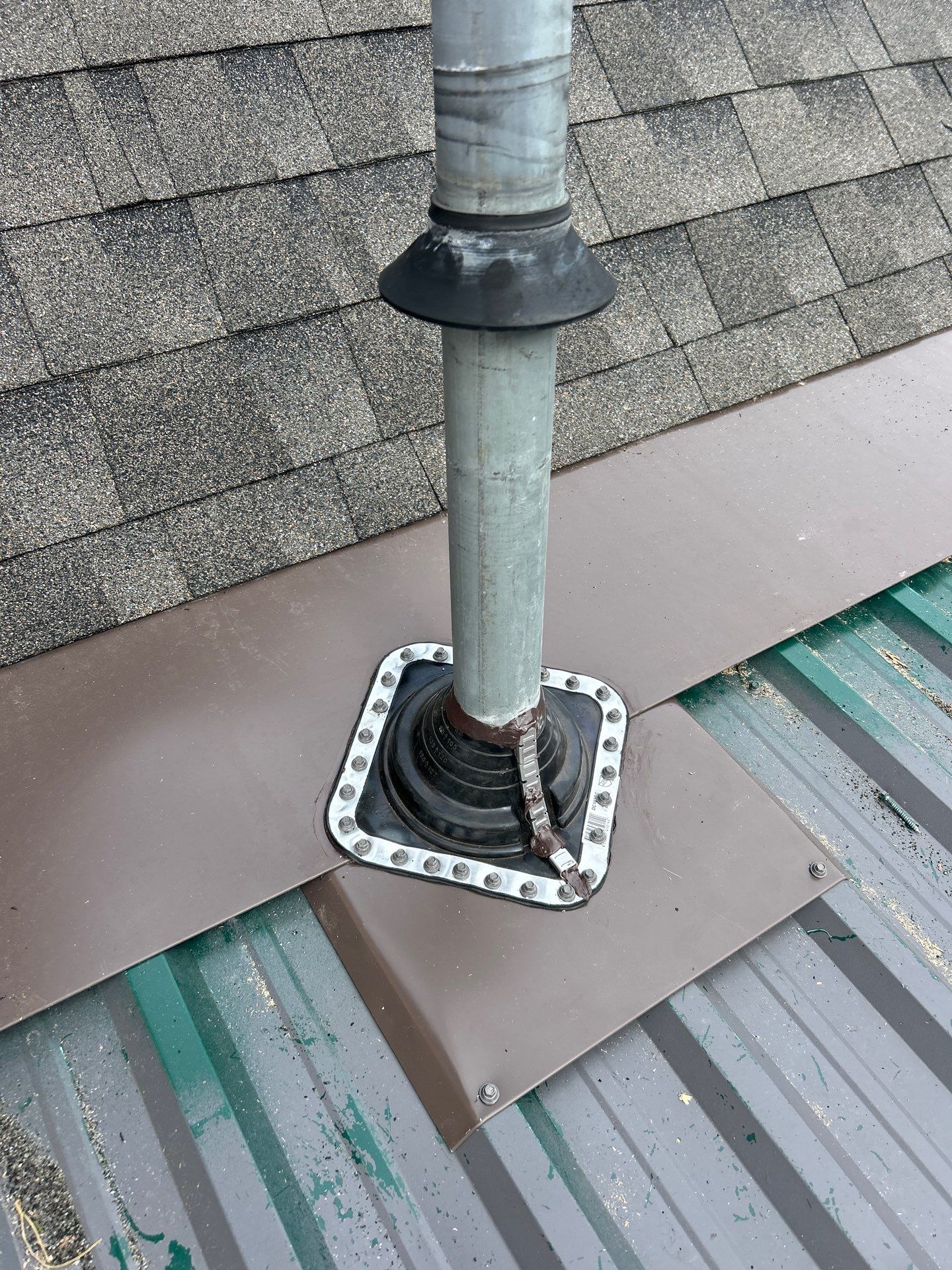 Residential Roofing Installation using GAF Timberline HDZ by Top Notch Roofing Inc