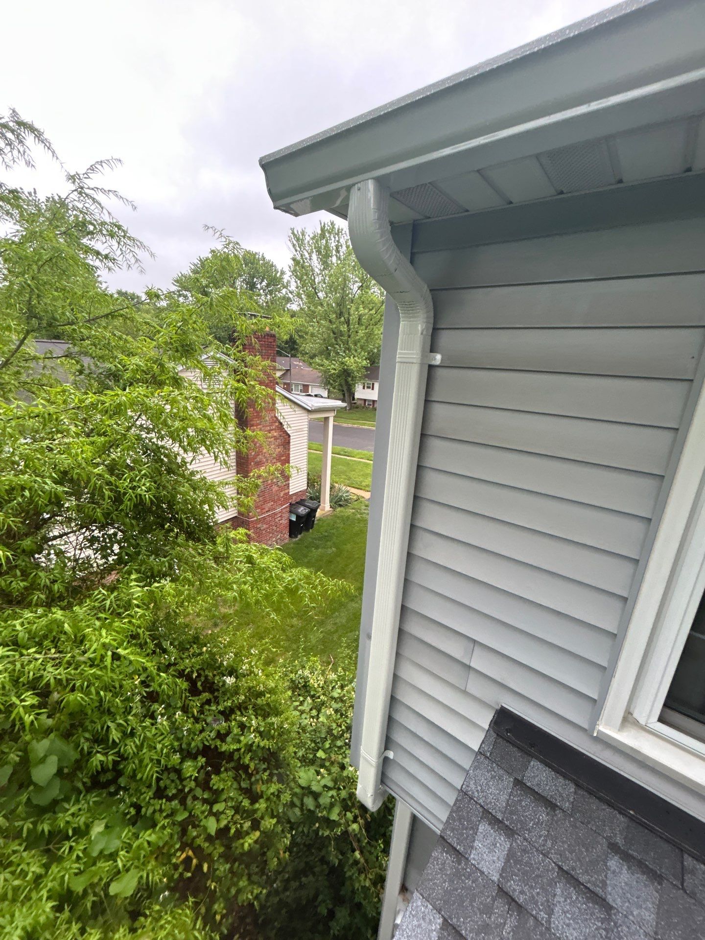 Alexandria: Residential Roof Replacement with CertainTeed Landmark Pro in Max Def Pewter by RM Banning, Inc.