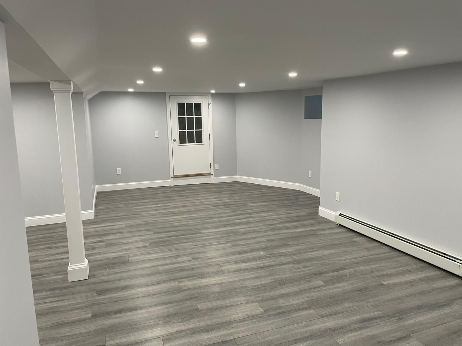 De La Rosa Roofing Company Lynn - Commercial & Residential Roofing Services featured photo.