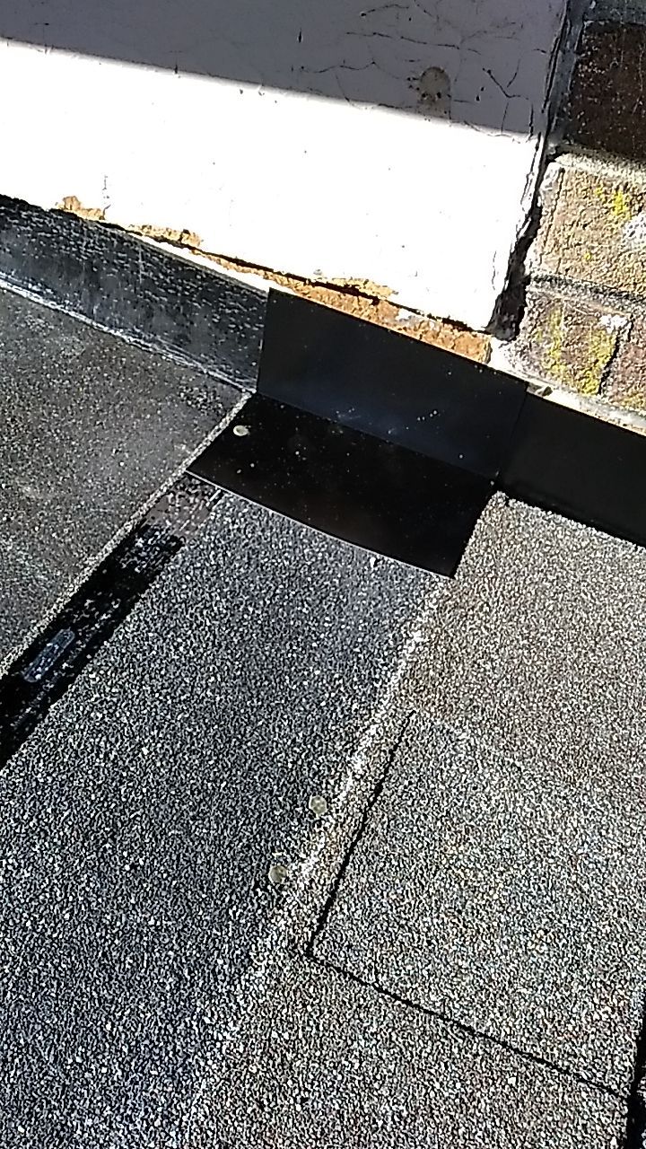 Residential Roofing Installation using Owens Corning Oakridge- Williamsburg Gray by Indigo State Roofing