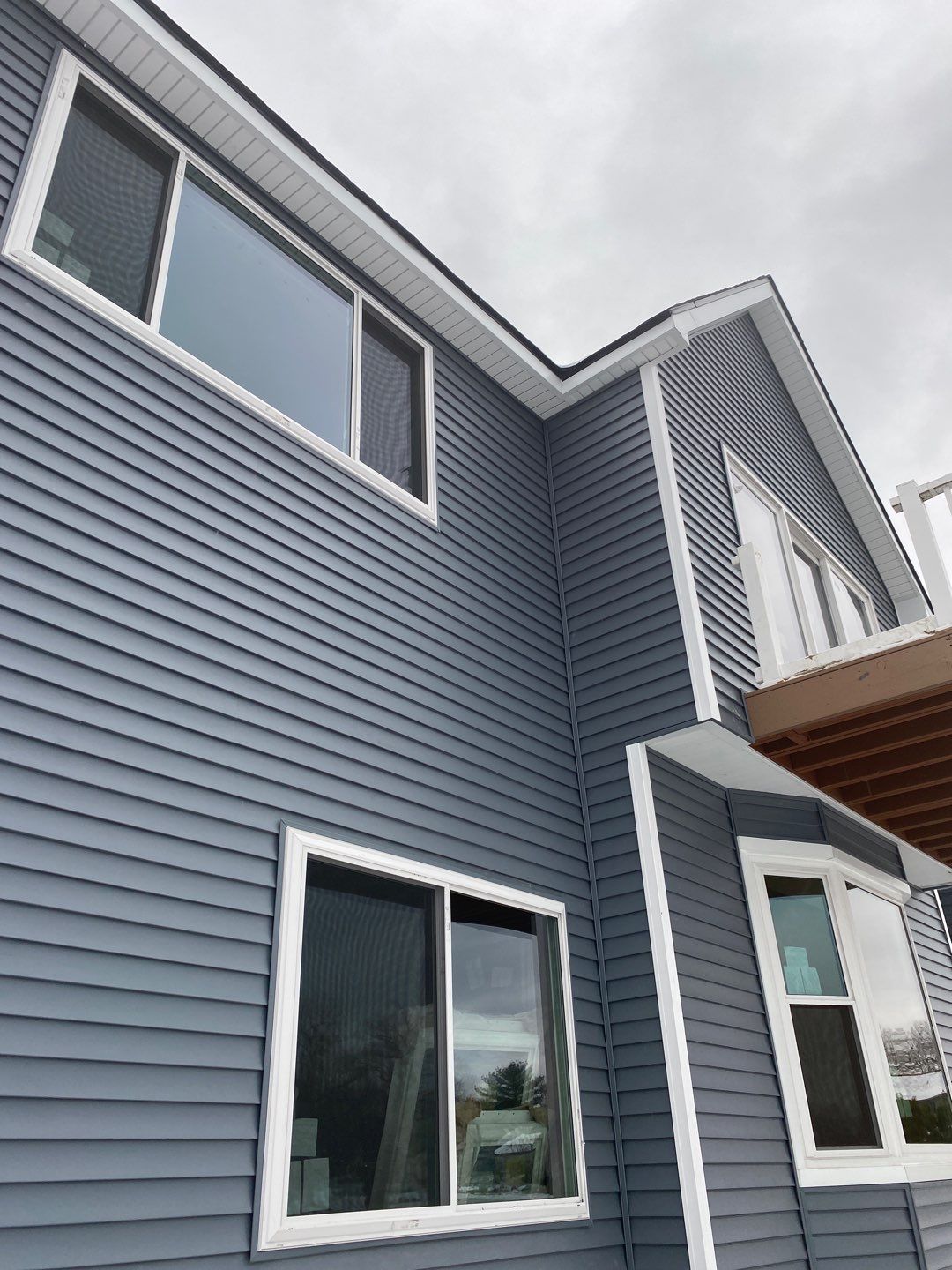 Roof Replacement using CertainTeed Landmark by 180 Contractors