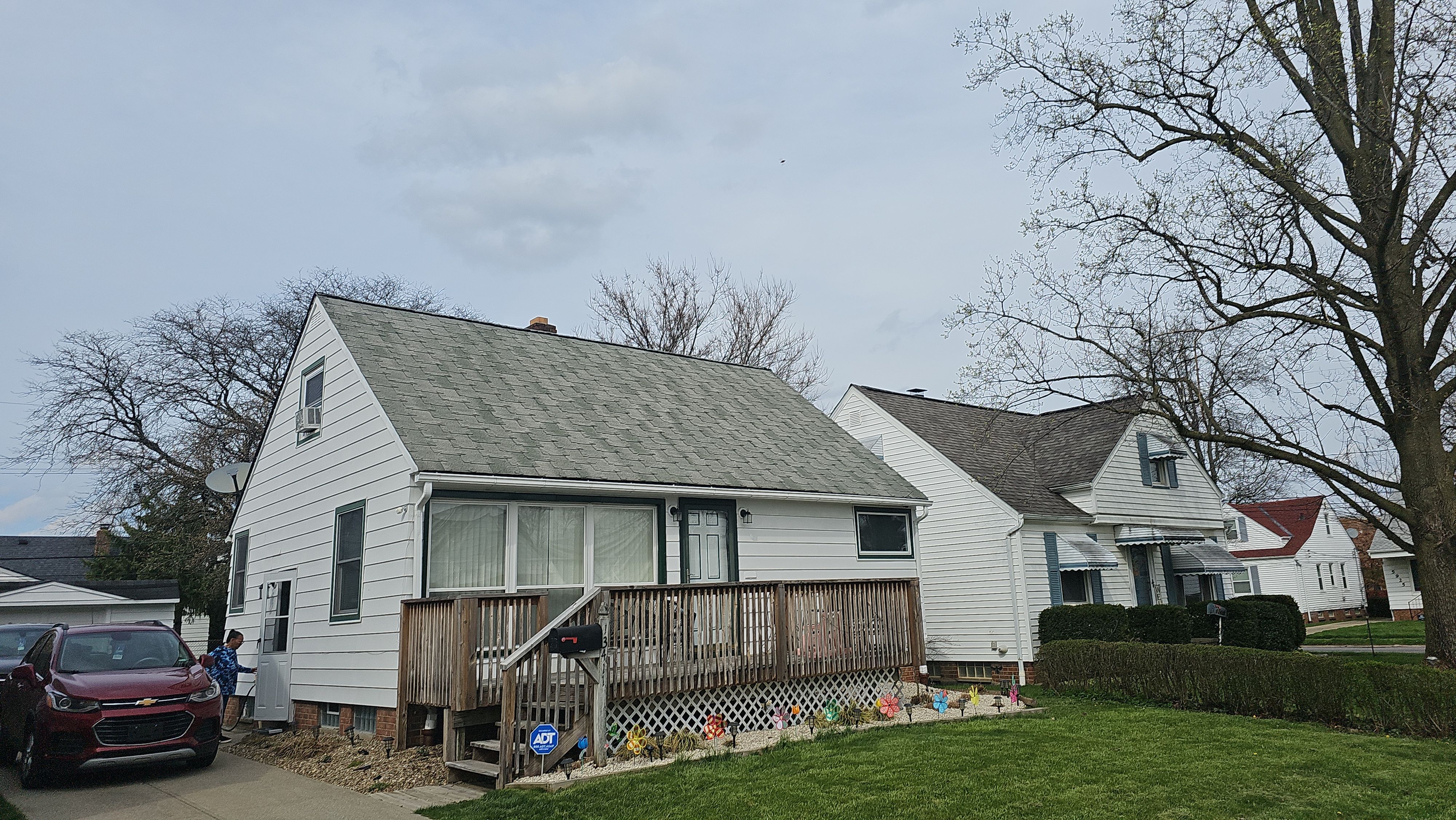 Atlas Pinnacle, Color, Woodland Green, Drip Edge, Color, White by Eagle Eye Roofing