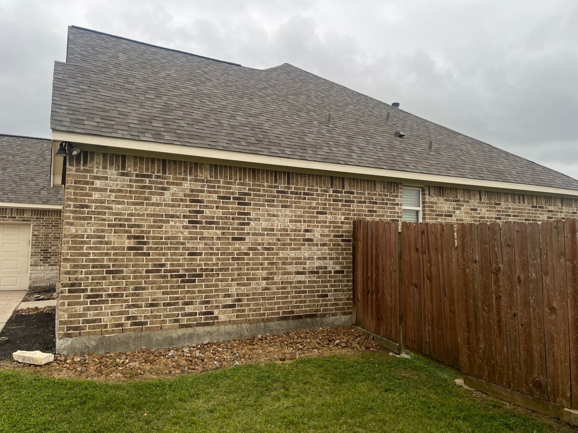 Hail Damage using Owen's Corning Duration (Lifetime) Shingles by Roof Repair Company