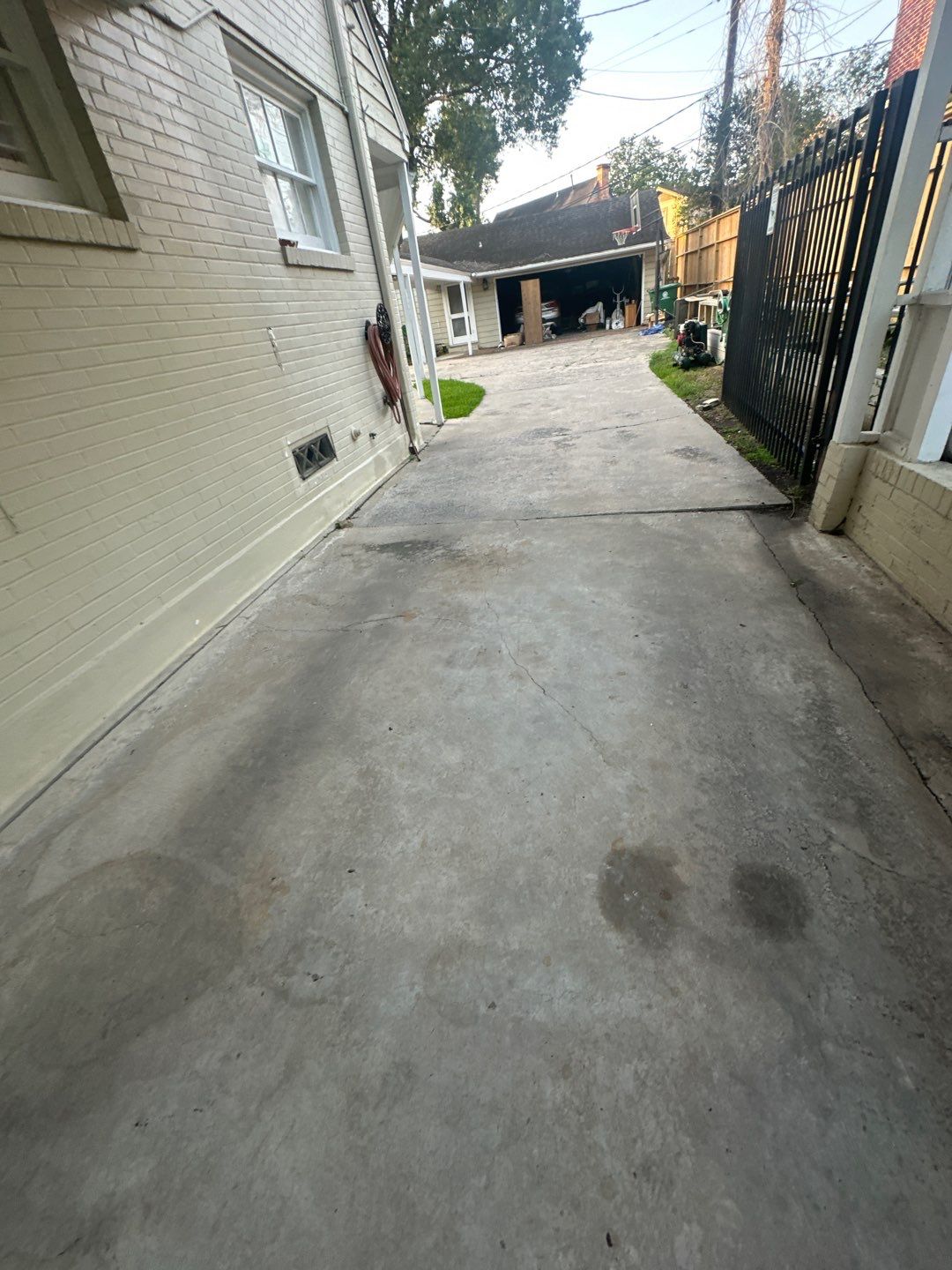 Roof Replacement Houston by Roof Repair Services LLC