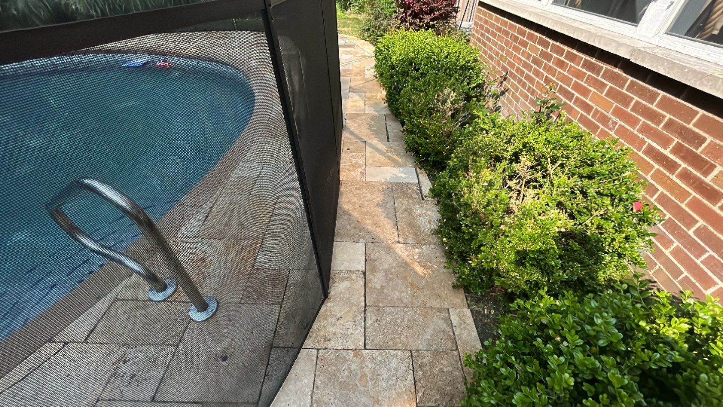 Lake Forest, IL by Northern Power Washing LLC.