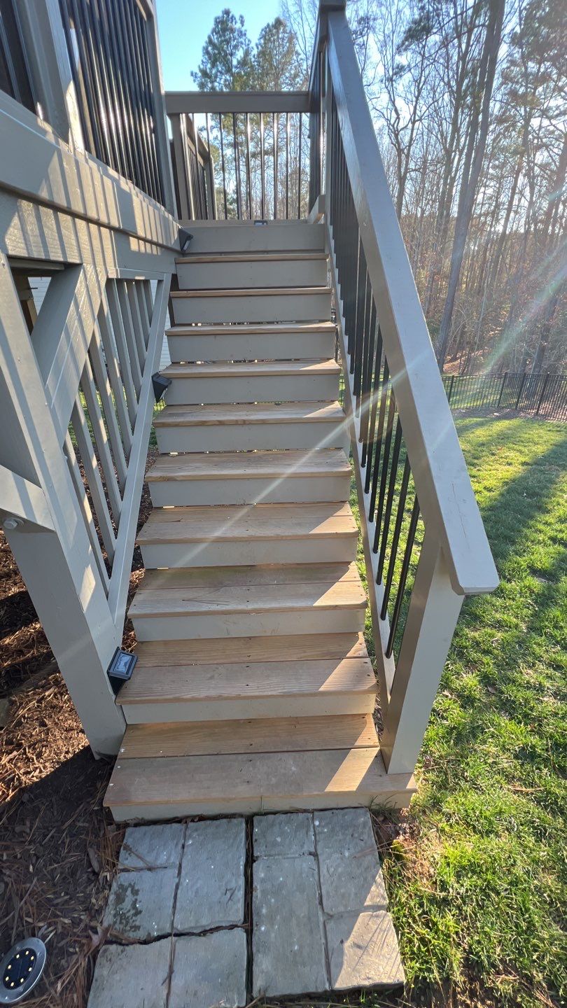 Screened Porch using Wood Sealant by DuraSeal